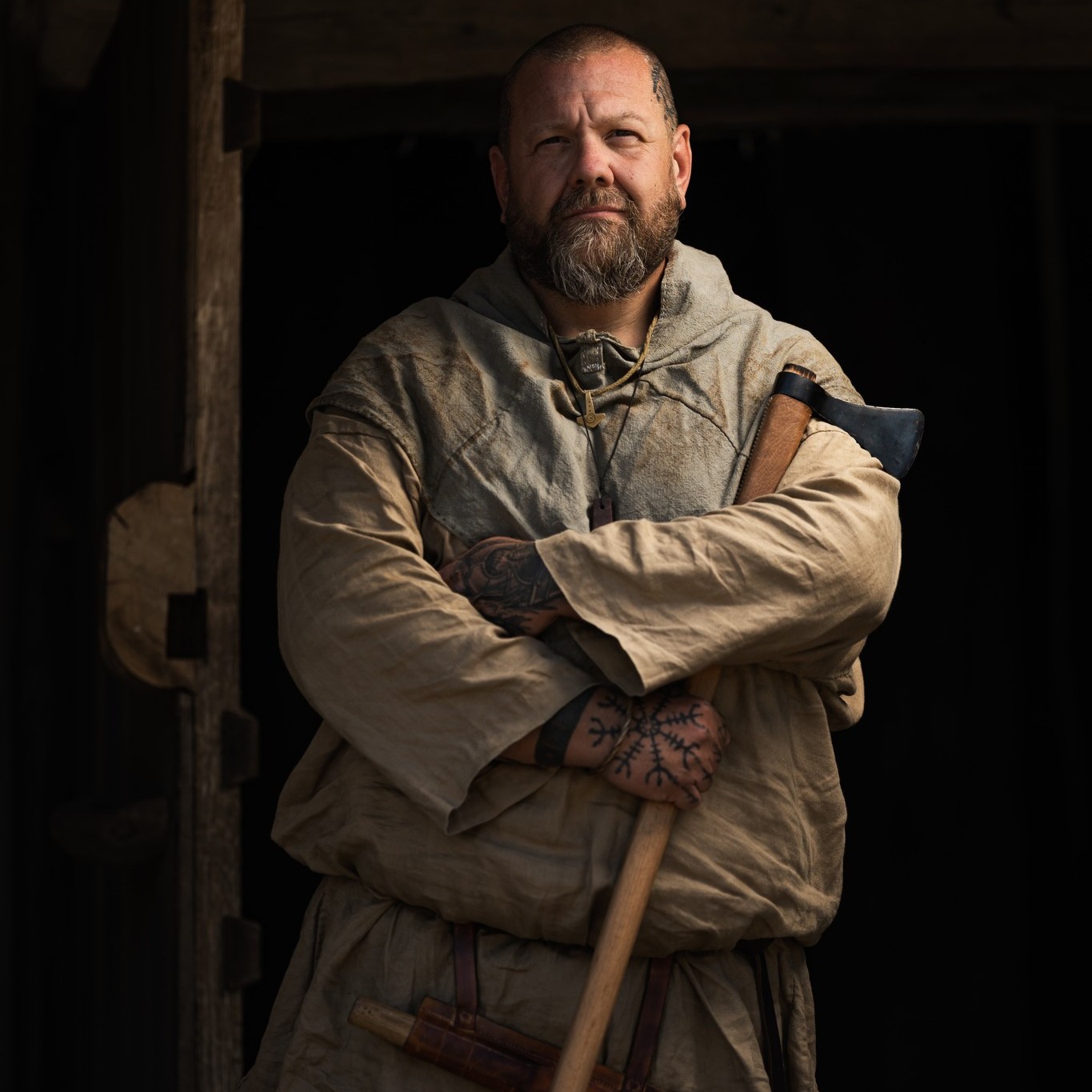 Thank you to everyone who joined us for Dark Ages Weekend – what a fantastic time we had at the Ancient Technology Centre! 🛡️🔥
The ATC values your feedback! 💬
Sharing your experience helps them not only improve future events, but also supports future funding applications. Your voice shows how important the ATC is and helps us continue bringing history to life.
📝 Please take a moment to complete a short questionnaire on our website:
👉 https://ancienttechnologycentre.com/questionnaires
A big thank you to 📷Andrew Chorley for the wonderful portrait shots!
#AncientTechnologyCentre #DarkAgesWeekend #LivingHistory #TheATC #Cranborne #Vikings #Vikingsociety #Ulfhedinn #Ulfhedinnvikings #darkages #livinghistory #tabletweave #vikingbattle #warriors #sheildwall #kiddievike #vikingsociety #dorset #thevike #anglesaxon #saxon #dane #norse #wessex #axe #spear #reenactment #vikingcraft #vikingskills #sword