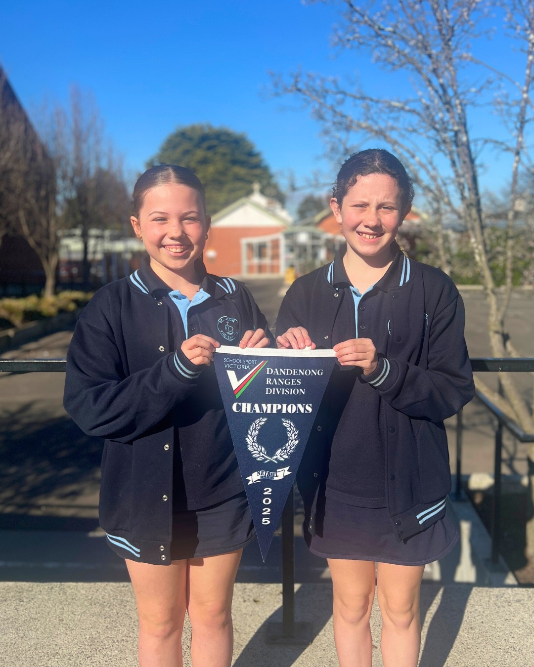 🏐 Mixed Netball Champions! 🏆
A huge congratulations to our incredible mixed netball team who competed at the School Sport Victoria Dandenong Ranges Division and came away undefeated champions! The team dominated every match they played, showing outstanding skill, teamwork, and determination.
Here are the results from the day:
Round 1: Kallista 1 – SJB 4
Round 2: Selby 1 – SJB 6
Round 3: Macclesfield 1 – SJB 9
Round 4: Harkaway 2 – SJB 15
Round 5: Ferntree Gully North 8 – SJB 10
We’re so proud of your efforts and can’t wait to see you take the court again at regionals in the coming weeks. Well done, team! 👏💪
#SJB2025 #stjohnthebaptistprimaryferntreegully #melbournecatholicschools #HopeFilledCommunity #enrichedcommunities #lightingtheirpath #catholiceducation