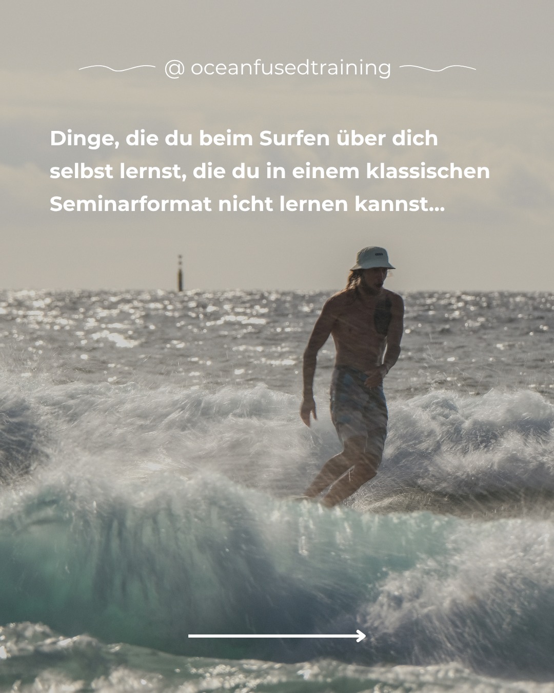 Surfen, Yoga, Atemarbeit und Achtsamkeit werden bei uns Teil eines ganzheitlichen Bildungsurlaubs.
Du kommst in den Flow, lernst dich selbst besser zu regulieren und entwickelst neue Strategien für mehr Resilienz im Beruf.
Echte Veränderung entsteht nicht nur im Kopf. Sie beginnt im Körper. Und genau dort setzen wir an.
Du willst wissen, was dich in unserem Seminar erwartet? Kommentiere „MEIN BILDUNGSURLAUB“ und wir senden dir den kompletten Seminarplan + Antragshilfe direkt in deine DMs 📩
—
🌊 Hi, wir sind Ocean Fused Training. Wir verbinden berufliche Weiterbildung mit Natur und Bewegung. Folge uns für fundierte Impulse rund um Stressregulation, Selbstfürsorge und Resilienz im Berufsalltag. Mehr Infos findest du über den Link in unserer Bio!
#stressmanagement #bildungszeit #resilienz #oceanfusedtraining #bildungsurlaub #teambildung #embodiment #surfen #yoga #Achtsamkeit