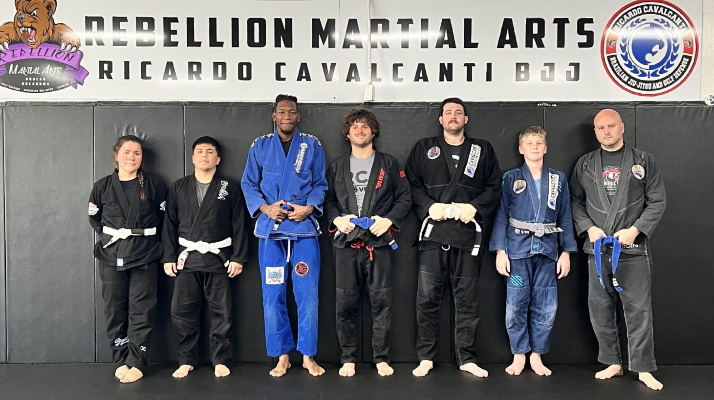 Excellent classes last night at our Ada and Duncan Locations last night!
Join us for Wednesday night classes in Duncan (no Wednesday classes in Ada). Tonight's schedule:
DUNCAN LOCATION
6:00 PM - 7:00 PM - Muay Thai (all ages)
7:00 PM - 8:00 PM - Adult BJJ (13+)
See you on the mats!
#JoinTheRebellion #RebellionMAOK #CavalcantiBJJ #RCABJJ #SOC #ada #duncan #oklahoma #jiujitsu #grappling #groundfighter #jiujitsufamily #keeplearning #levelup #keepgrowingkeepgoing #jiujitsulifestyle #SonsOfCavalcanti #bjj #brazilianjiujitsu #martialarts #training #selfdefense #striking #blackbeltisjustthebeginning #NOTHINGMOREIMPORTANTTHANJIUJITSU
Ricardo Cavalcanti Academy - Brazilian Jiu Jitsu Cavalcanti Jiu Jitsu International Association Ricardo Cavalcanti