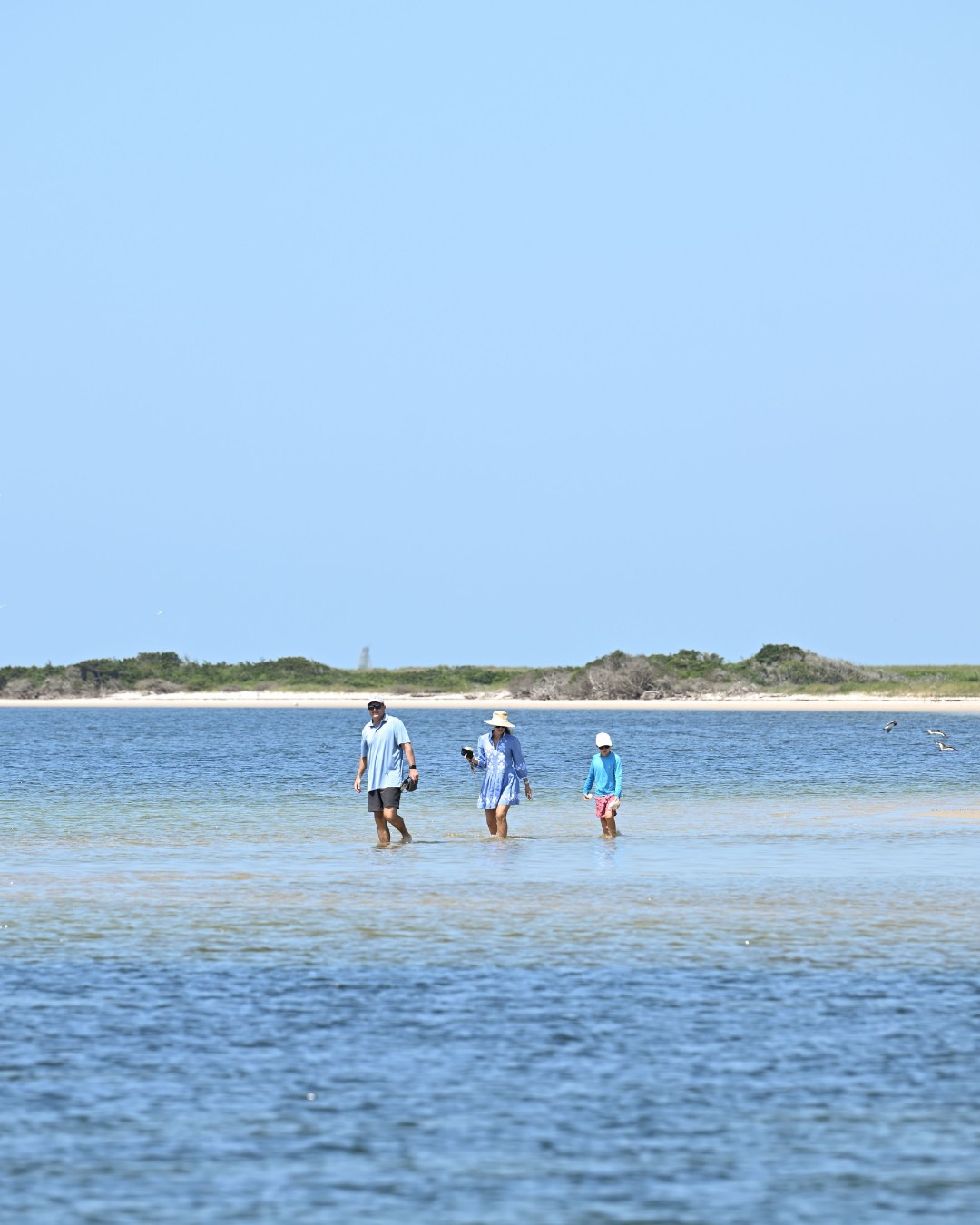 Ready to see the real Nantucket? 🌊
Hop aboard our Up Harbor Adventure Cruise and explore the untouched harbors of Polpis and Wauwinet. This is the perfect trip for nature lovers, adventure seekers, and anyone craving a little peace away from the crowds.
📍 Remote spots you can’t reach by car
🌊 Scenic, calm waters
🧺 Bring your suit + towel
See you aboard!
#nantuckettours #nantucketcharters #nantucketisland #nantucketlife #nantucketliving #nantucket