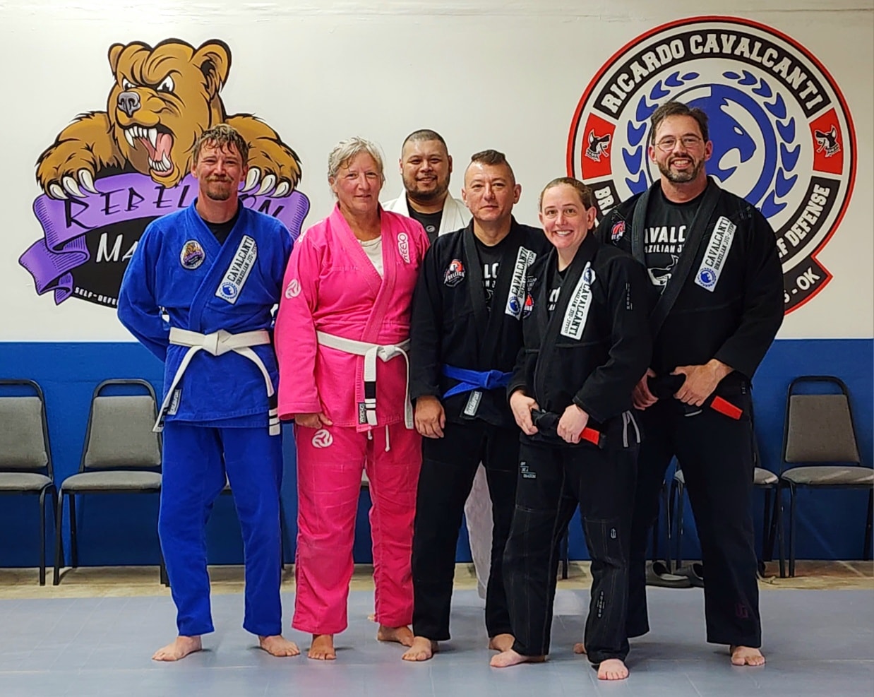 Join the Rebellion this evening in both Ada and Duncan!
Here's today's training schedule:
ADA (BYNG) LOCATION (MONDAY)
Kid's BJJ Fundamentals - 6:00pm - 6:45pm
Adult BJJ Fundamentals - 6:45pm - 7:30pm
Women's Self Defense - 7:30pm - 8:15pm
DUNCAN LOCATION (MONDAY)
Kid's BJJ Fundamentals - 6:00pm - 6:45pm
Adult BJJ Fundamentals - 6:45pm - 7:30pm
Adult Open Mat - 7:30pm - 8:30pm
See you on the mats!
#JoinTheRebellion #RebellionMAOK #CavalcantiBJJ #RCABJJ #SOC #ada #duncan #oklahoma #jiujitsu #grappling #groundfighter #jiujitsufamily #keeplearning #levelup #keepgrowingkeepgoing #jiujitsulifestyle #SonsOfCavalcanti #bjj #brazilianjiujitsu #martialarts #training #selfdefense #striking #blackbeltisjustthebeginning #NOTHINGMOREIMPORTANTTHANJIUJITSU
Ricardo Cavalcanti Ricardo Cavalcanti Academy - Brazilian Jiu Jitsu Cavalcanti Jiu Jitsu International Association