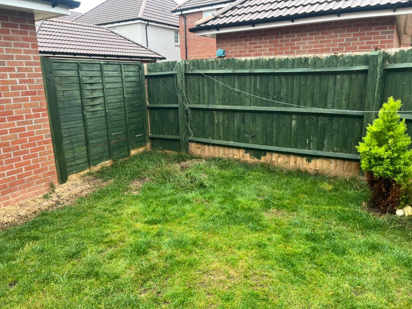 🌿 FROM BARE TO BEAUTIFUL – GARDEN TRANSFORMATION COMPLETE! 🧱
We had the absolute pleasure of working with a new customer to revamp their plain garden turning an empty space of just grass and fencing into a functional and stylish outdoor retreat! ✅
Here’s what we did:
✨ Installed a stunning new patio area – perfect for relaxing or entertaining
🌼 Added custom-built planters – ready for the customer to fill with vibrant flowers or shrubs
🌳 Maximised the space to give it structure, purpose and visual appeal
Swipe through the before & after photos to see how we brought life and personality to the garden the transformation speaks for itself!
👷♂️ Our team handled every detail with care and precision, and the customer is already enjoying their upgraded outdoor space.
📲 Thinking about a garden revamp? Let’s make it happen.
DM us today to book your free quote or call us directly at 07952 963169.
#GardenMakeover #OutdoorLiving #BeforeAndAfter #PatioGoals #PlanterDesign #LandscapingExperts #FourSeasonsMaintenance #UKLandscaping #HomeImprovement #BristolGardeners #TransformYourGarden