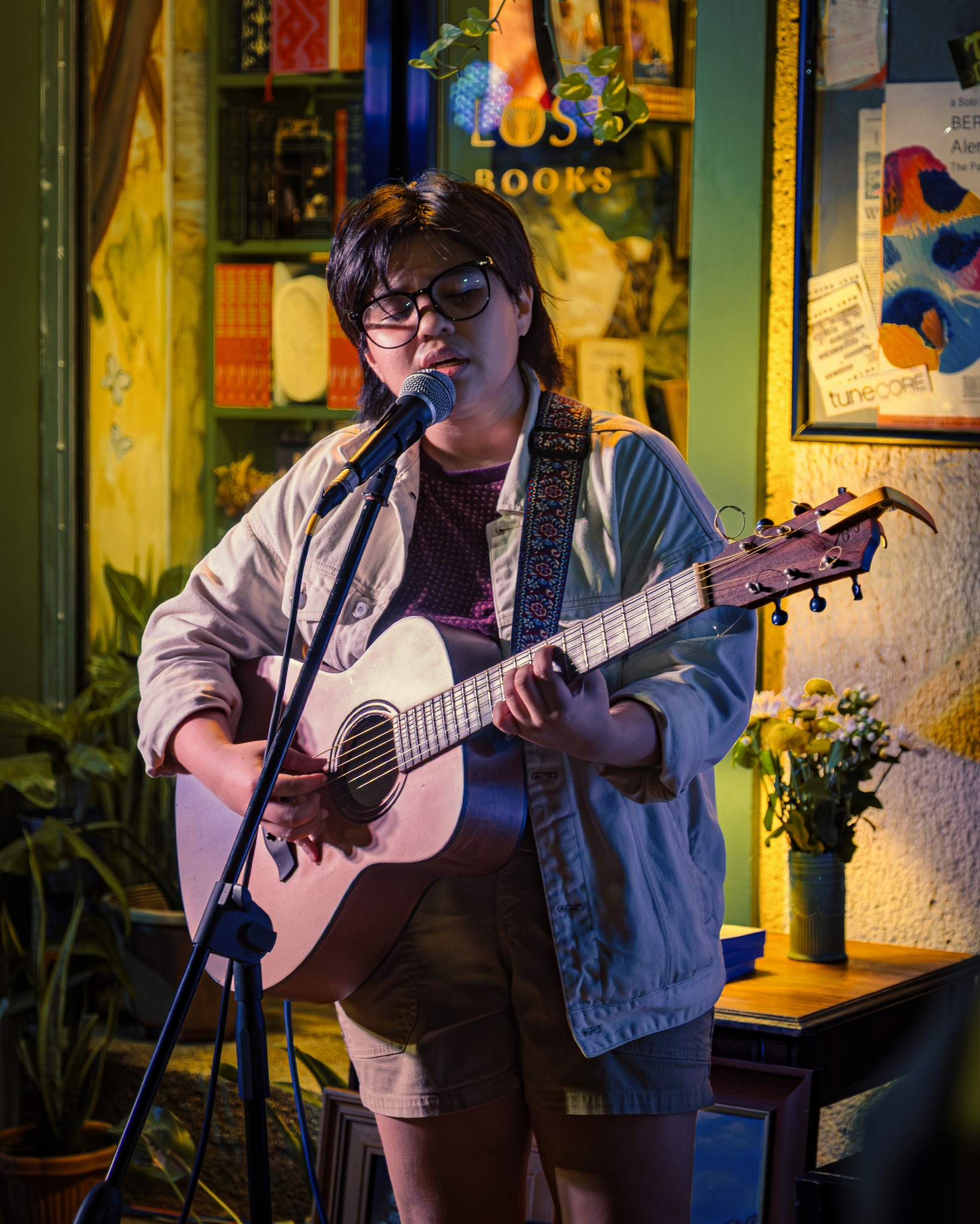 "It's not everyday that a book comes with an original soundtrack album. This experimental initiative is worth celebrating. It brings us closer to each other. We support each other's local art but also we get to share a story that we all know." - Yassy
#StoriesAroundTown #MakersofMidtown #CebuCity