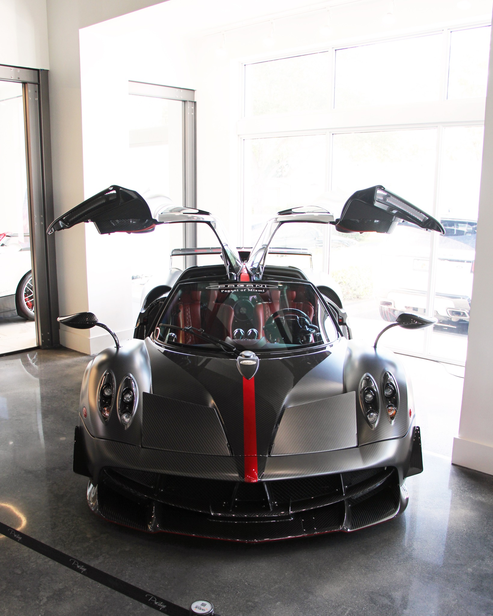 A Pagani Huayra at @prestigeimports in Miami 🌴
StephenCookMedia.com
#prestigeimports #paganiofmiami #paganihuayra #paganis #pagani #luxurycar #luxurycars #luxurylifestyle #luxurylife #luxuryliving #luxurygoals #luxurygram #luxurystyle #hypercar #hypercars #exoticcar #exoticcars #supercar #supercars #collectorcar #collectorcars #dreamcar #dreamcars #scm2178 #northmiamibeach #miamifl #miamiflorida #miamilifestyle #miamilife #miami