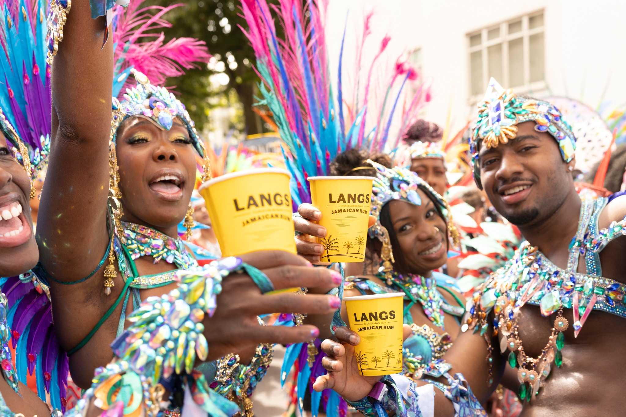 ๐ Carnival vibes, rum in hand, and pure joy! ๐น Nothing pairs better with Notting Hill Carnival than the sunshine flavours of Langs Jamaican Rum.
Raise your cup, celebrate the culture, and sip on the smooth taste of Jamaica! ๐ฅ
#LangsRum #NottingHillCarnival