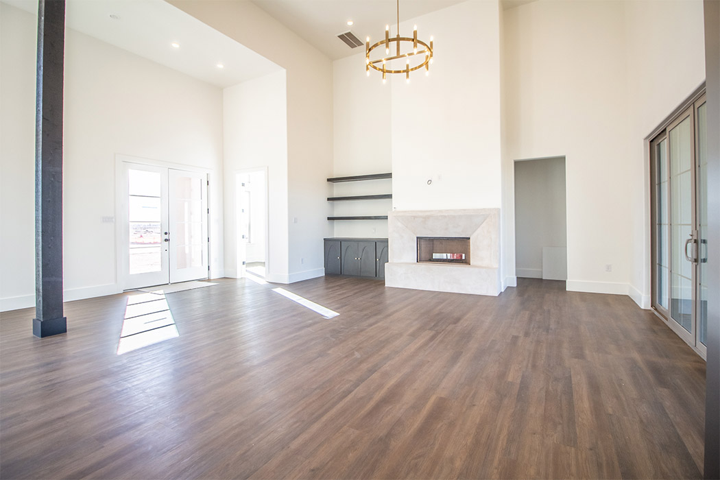 One thing we love in a home? Natural light! The floor to ceiling windows in the dining room flood this home with sunshine all day!
Builder: @sharkeycustomhomes
Subdivision: @thereserveatdunnmill
Lubbock Custom Home | Natural Light | Architectural Inspiration | Interior Design | Lubbock Home Design | West Texas Home | Kitchen Ideas
#pddtexas #naturallight #lubbockhomewithnaturallight #kitcheninspo #kitchendesign #lubbockhome #westtexashome #customhome #lubbocktexas #ashleyadamsmedia