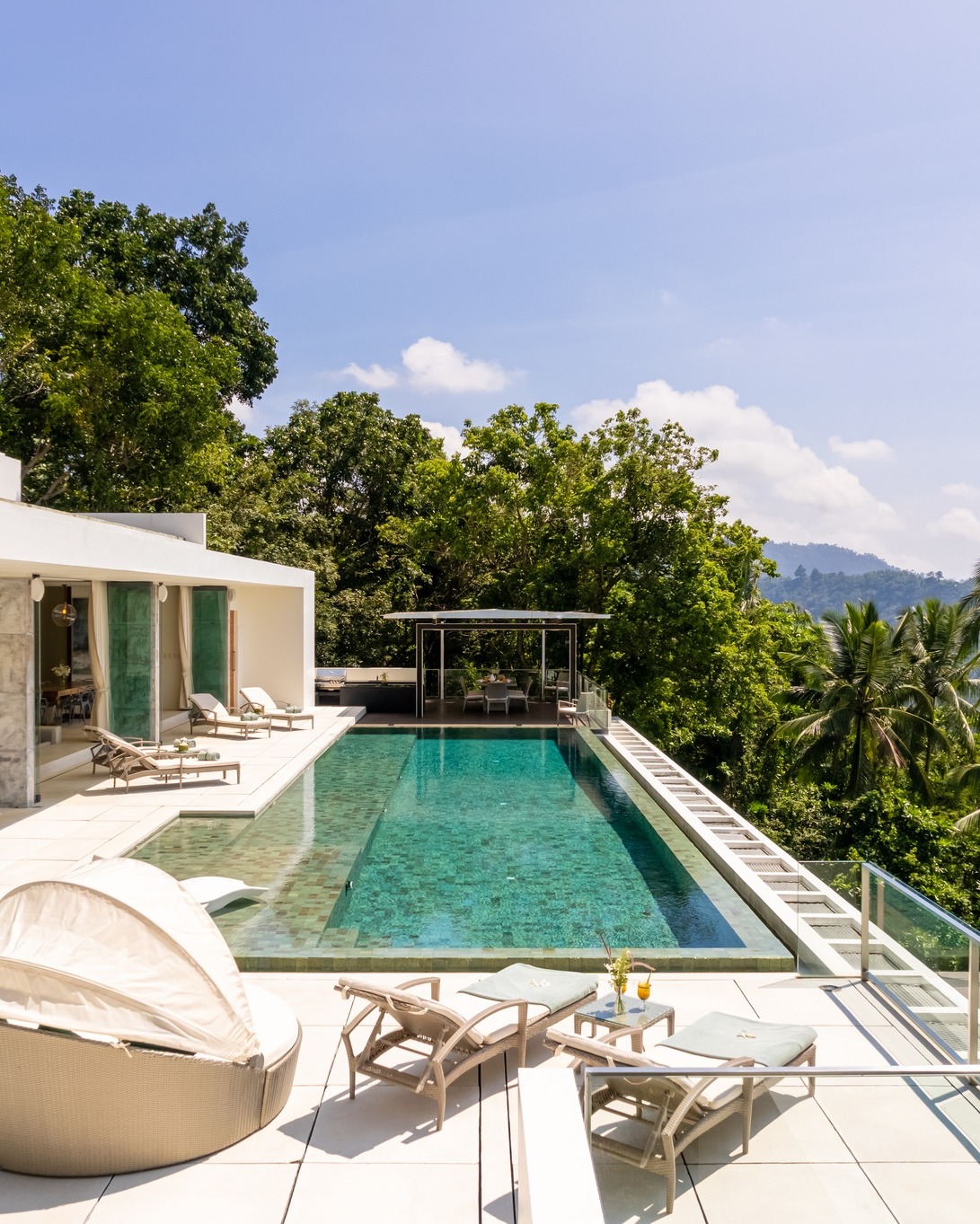 Pool time at #limesamui is always time well spent ✨
#villazest #kohsamui #thailand #luxury #travelthailand🇹🇭