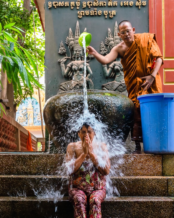 In Cambodia, water blessings are a centuries old tradition offered by monks as a way to cleanse, protect, and bring good fortune. It’s a moment of reflection and deep cultural connection and one of the stories we’ll capture together during my Cambodia photography tour workshop.Link in comments
Shot with Sony A7RIII with 16-35GM