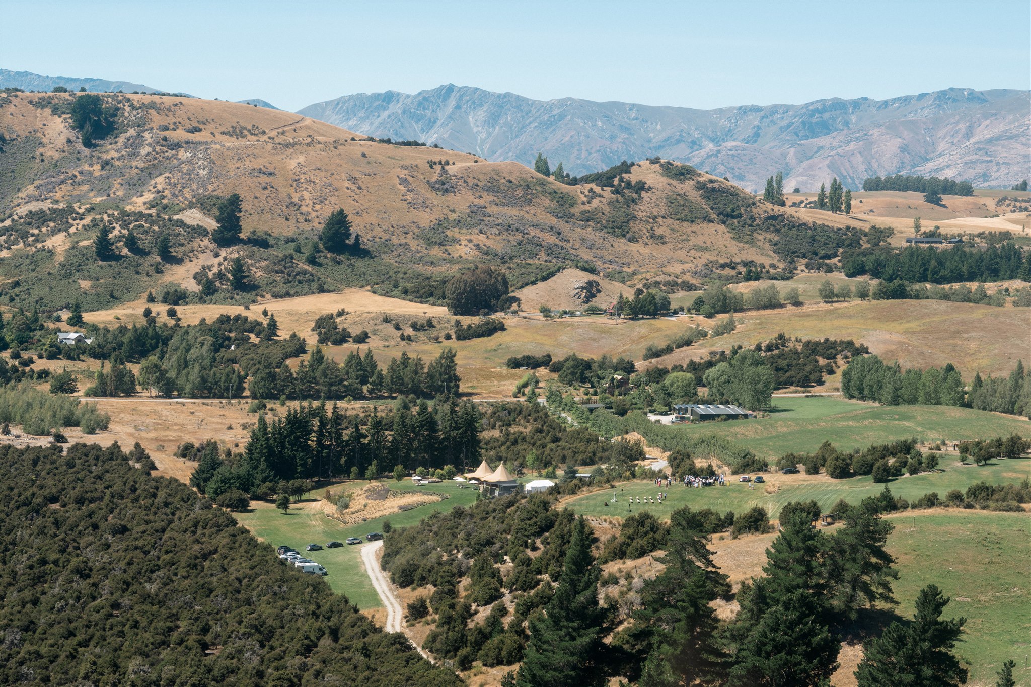 Greenery and great vibes — make your celebration one to remember with us.
📸 @micimageweddings