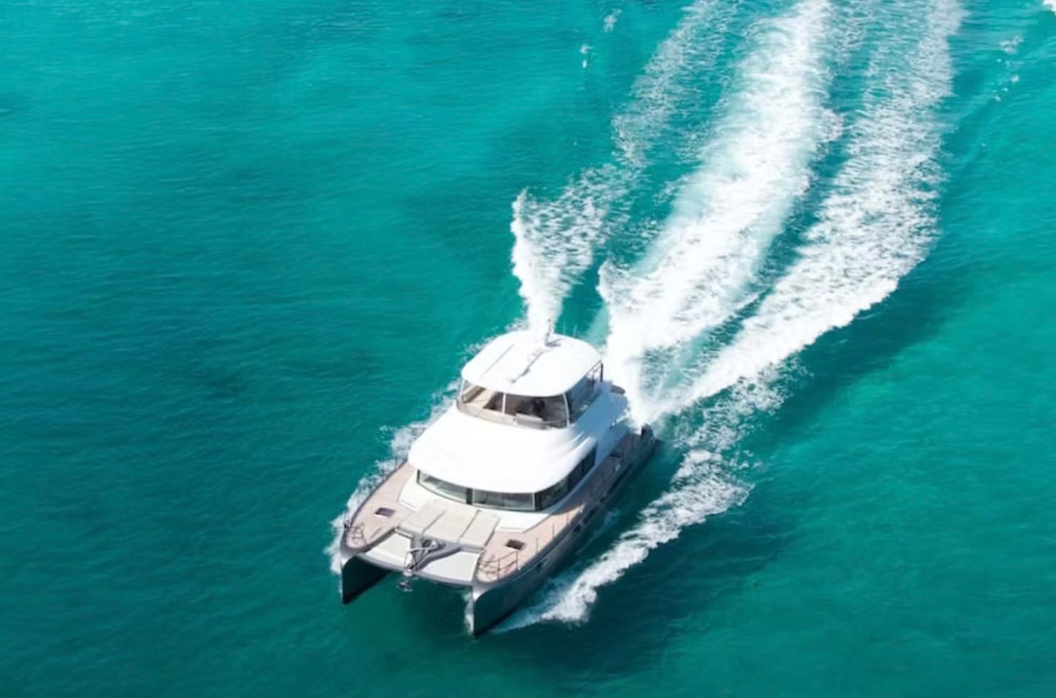 Your boss calls it Tuesday.
We call it 54 feet of island bliss, endless turquoise, and a champagne sunrise.
Choose wisely. 🌊🍾
#IslandYachts #BahamasCharters #SaltwaterSoul #LuxuryAdrift #FOMOInParadise