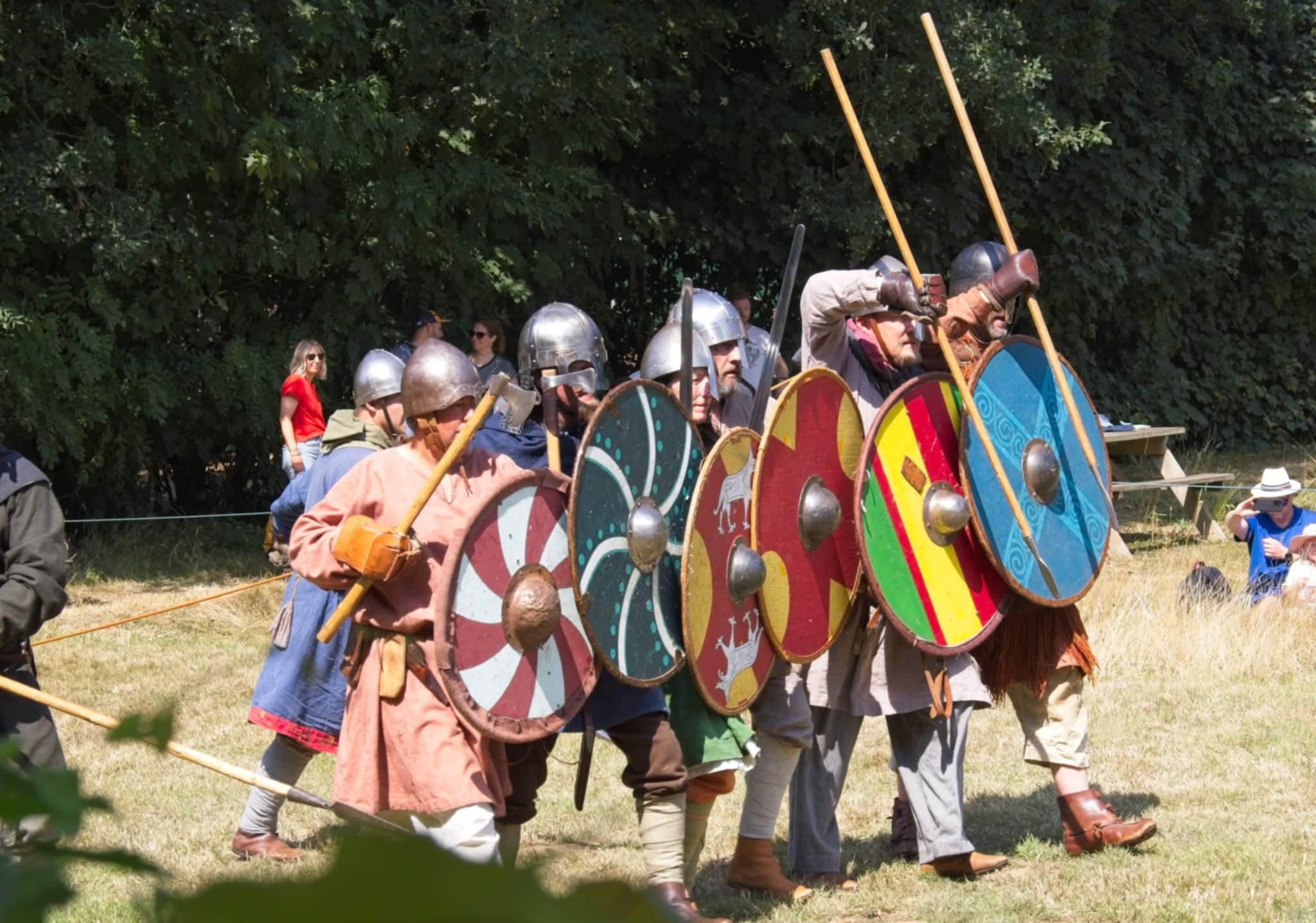 Some photos from the Wildwood Escott Show
📷Dan Barnett
#vikings #ulfhedinn #thevikings #vikesociety #Westencynn #Devon #southengland #Nålebinding #naalbinding #naalebinding #sheildwall #tabletweave #tabletbraid #saxon #saxonvillage #vikingvillage #livinghistory #vikingcraft #medieval #medievalreenactment #vikingreenactment #reeanactment #vikingcraft #livinghistory #vikingwarrior