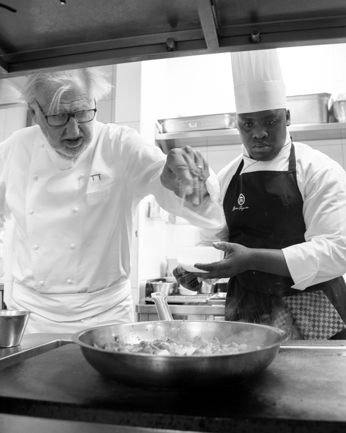 Not just seasoning, it's a signature in stardust
For more information and bookings, please visit pierresdubai.com or call us at +971565256669
#PierresDubai #GaultMillauUAE #DubaiDining #DubaiFoodie #MichelinStar #MichelinGuide #LuxuryDining #FrenchCuisine #PierreGagnaire