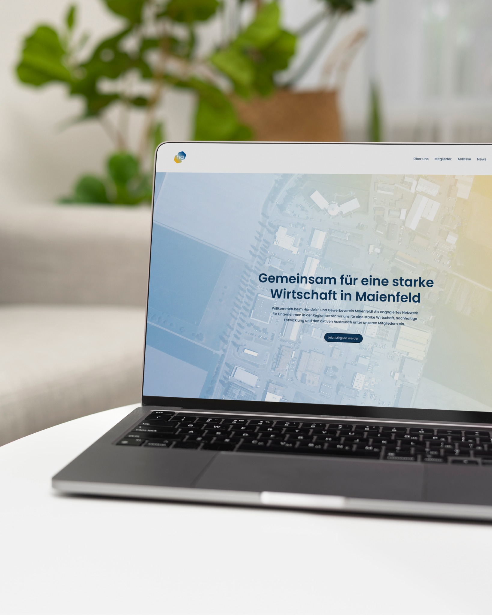 Schon gesehen? 👀 Unsere Website hat ein neues Gesicht!
Check www.hgv-maienfeld.ch und sag uns in den Kommentaren, wie sie dir gefällt! 💬✨
#hgvmaienfeld #hgvm #handelundgewerbe #neuewebsite #gemeinsamstark #neu #website #maienfeld