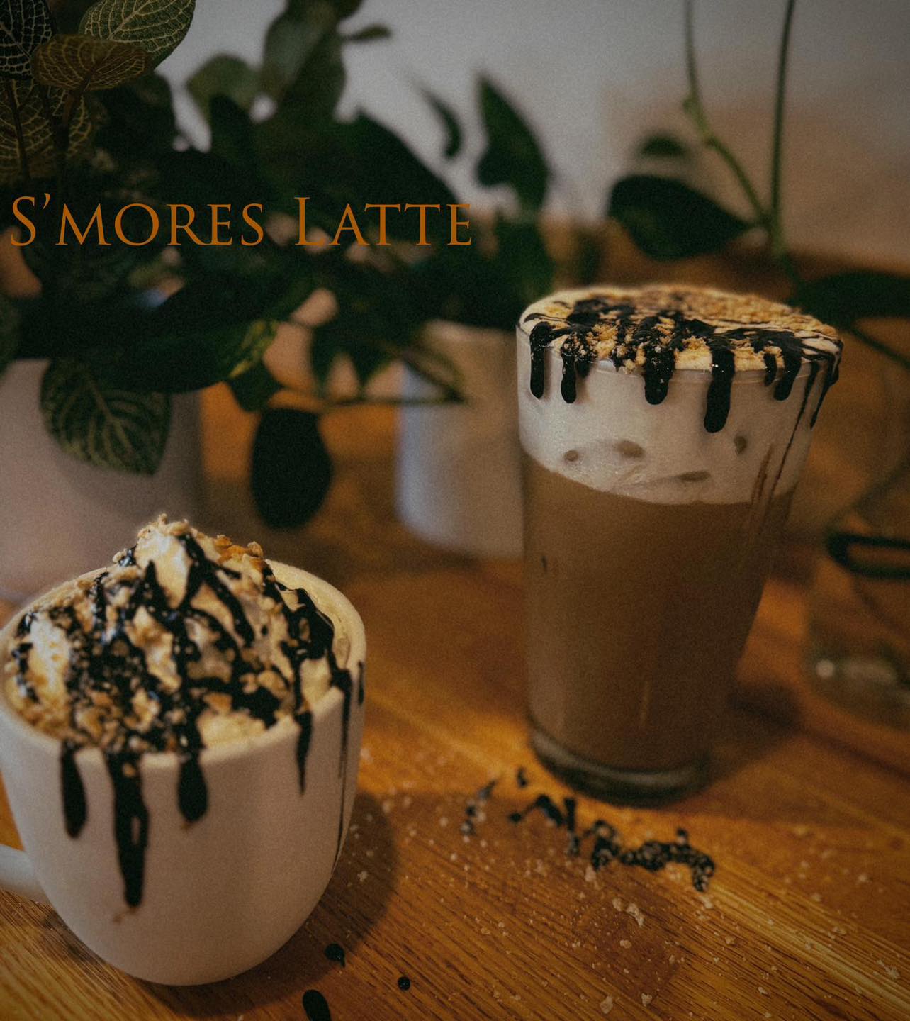 ☀️ We’re soaking up the last rays of summer with a S’mores Latte. ☀️
Sweet, pretty, and tasty - try one today for all of the summer feels 😋