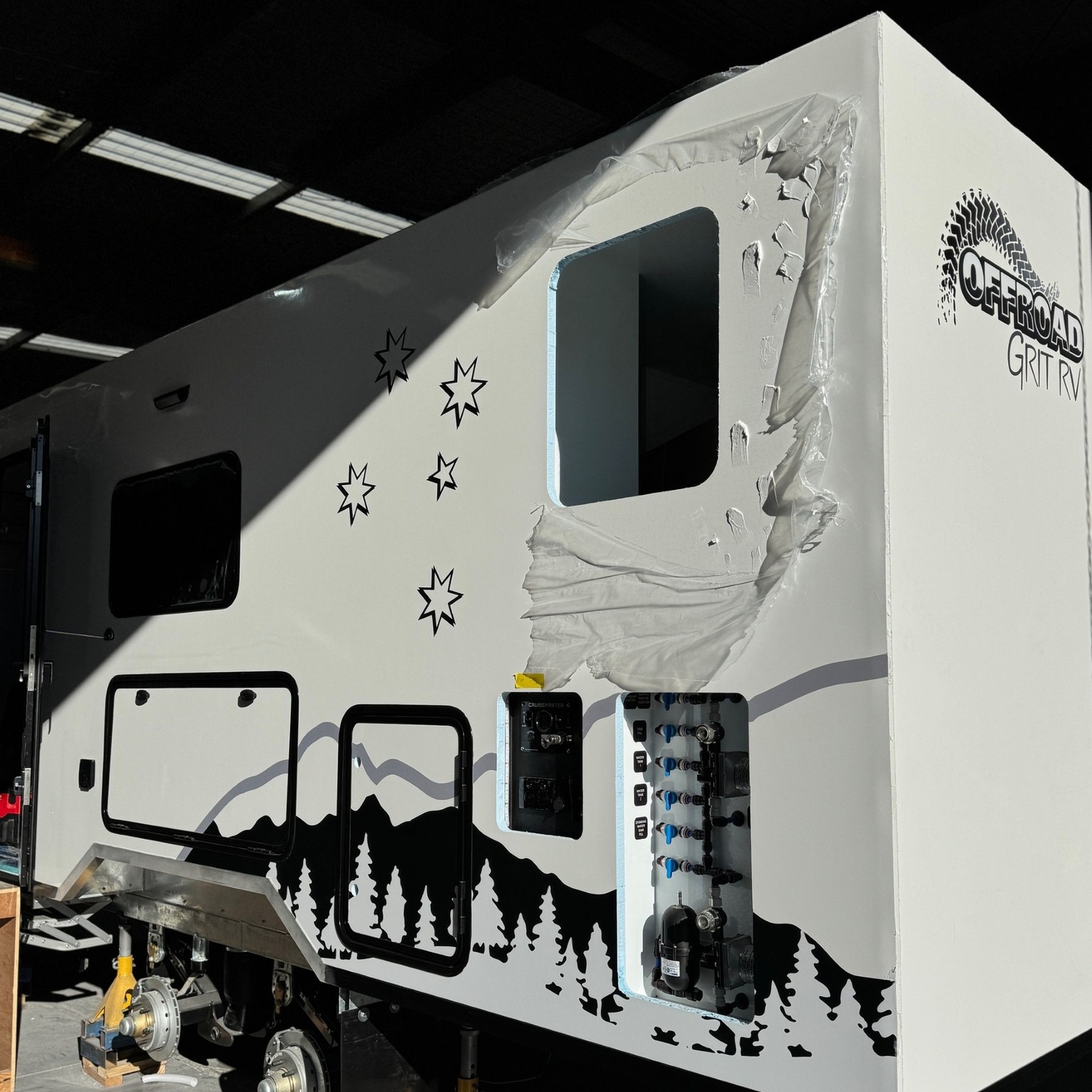 Enduro 21' Couples Van in Progress! 👀
We’ve been so wrapped up talking about the Explorer LST that we almost forgot… there’s been a whole new custom build taking shape quietly in the background.
This 21’ Enduro couples van is coming together nicely and we can’t wait to show you more.
In the last photo, Chris is deep in thought.
Wrong answers only — what’s he thinking about? 🤔
#OffroadGritRV #EnduroSeries #CustomCaravan #CaravanBuild #WrongAnswersOnly #CouplesVan #MadeForAdventure #AustralianMade