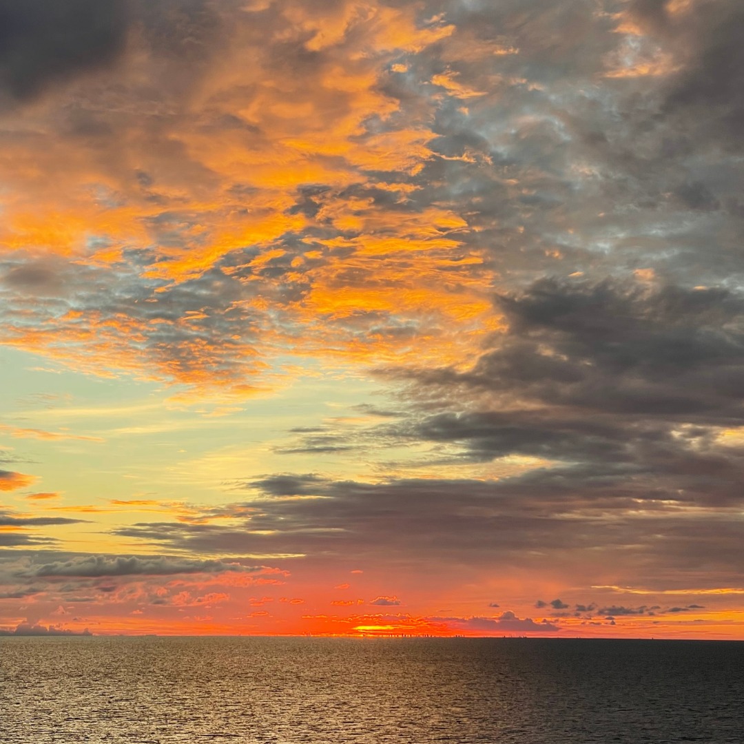 Paradise doesn’t come with a tour guide…
It comes with a captain who knows the secret beaches, the best conch salad in the islands, and exactly when the dolphins show up.
This isn’t a trip. It’s your new core memory.
#IslandYachts #BahamasBound #PrivateEscape #LuxuryOnDeck #EpicSeaDays