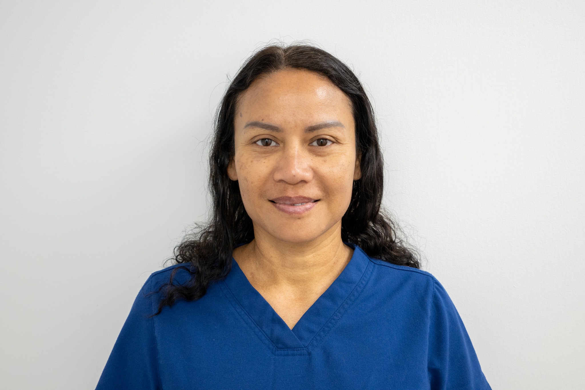 Meet Ratchanee, one of our talented student massage therapists. Before she even enrolled in our program, she felt the good vibes and welcoming atmosphere at NAKH Integrated Wellness. She was drawn to the holistic approach we take with every client and knew she had found the right place.
After trying different kinds of work, nothing truly felt like the right fit. She decided to follow in the footsteps of her grandmother, a traditional massage therapist back home. Now, Ratchanee feels a deep sense of calm when working on people and helping them feel their best.
Come experience a session with Ratchanee and see for yourself the care and tradition she brings to every massage.
#NAKHIntegratedWellness #StudentMassageTherapist #MassageTherapy #WellnessJourney #HolisticHealing #EdmontonMassage #MassageTherapyStudent #WellnessEdmonton #TraditionalMassage