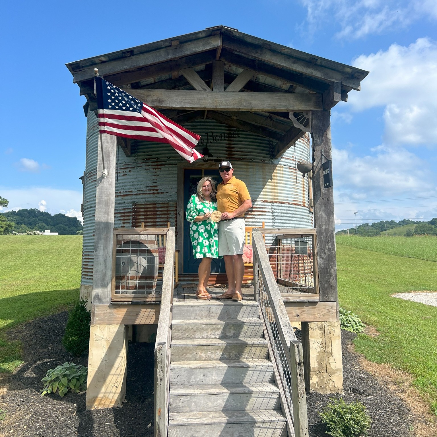 🎉 Please join us in congratulating The Silos at Promise Manor for winning "Lodging Experience of the Year" in our 2024 Experience Awards!
We are proud to have so many inspired, dedicated individuals and businesses that work to make South Central Tennessee a thriving tourism destination! ✨
➡️These awards were made possible by @company_distilling , and we are grateful for their partnership in showcasing just a few of the incredible tourism assets in our region.
🥃 Cheers & Congratulations, @silosatpromisemanor
➡️ Stay tuned for more winner announcements coming soon!
@experience_tn