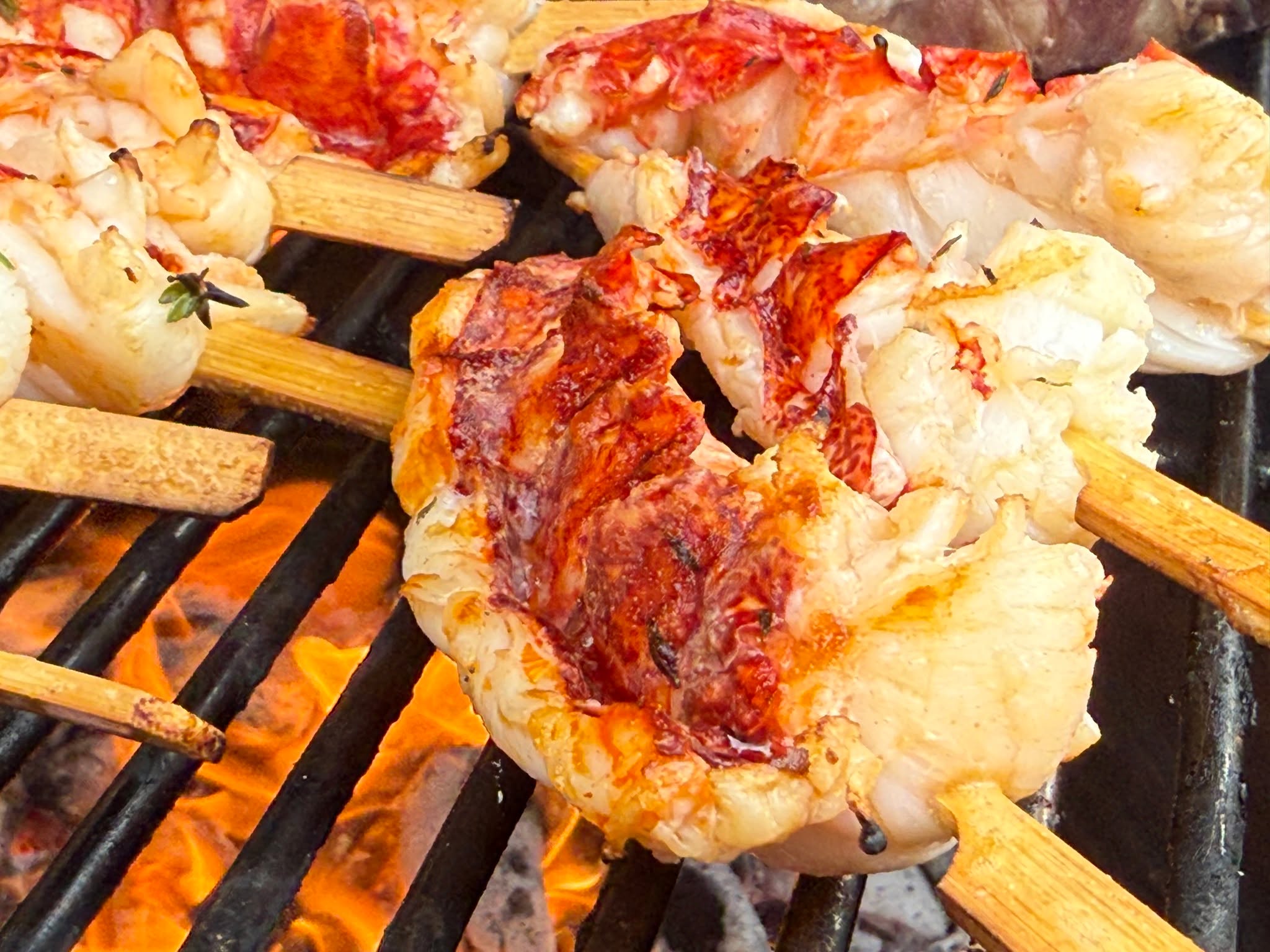 Thankfully the weather brightened up for last weekends barbecue! Again great feedback, our barbecues are proving very popular this year and we do love lightening the grill!
#barbecue #wedding #passion #buffet #dessert #glutenfree #luxury #party #dinner #britishproduce #reading #seasonalproduce #oxfordshire #privatechef #summer