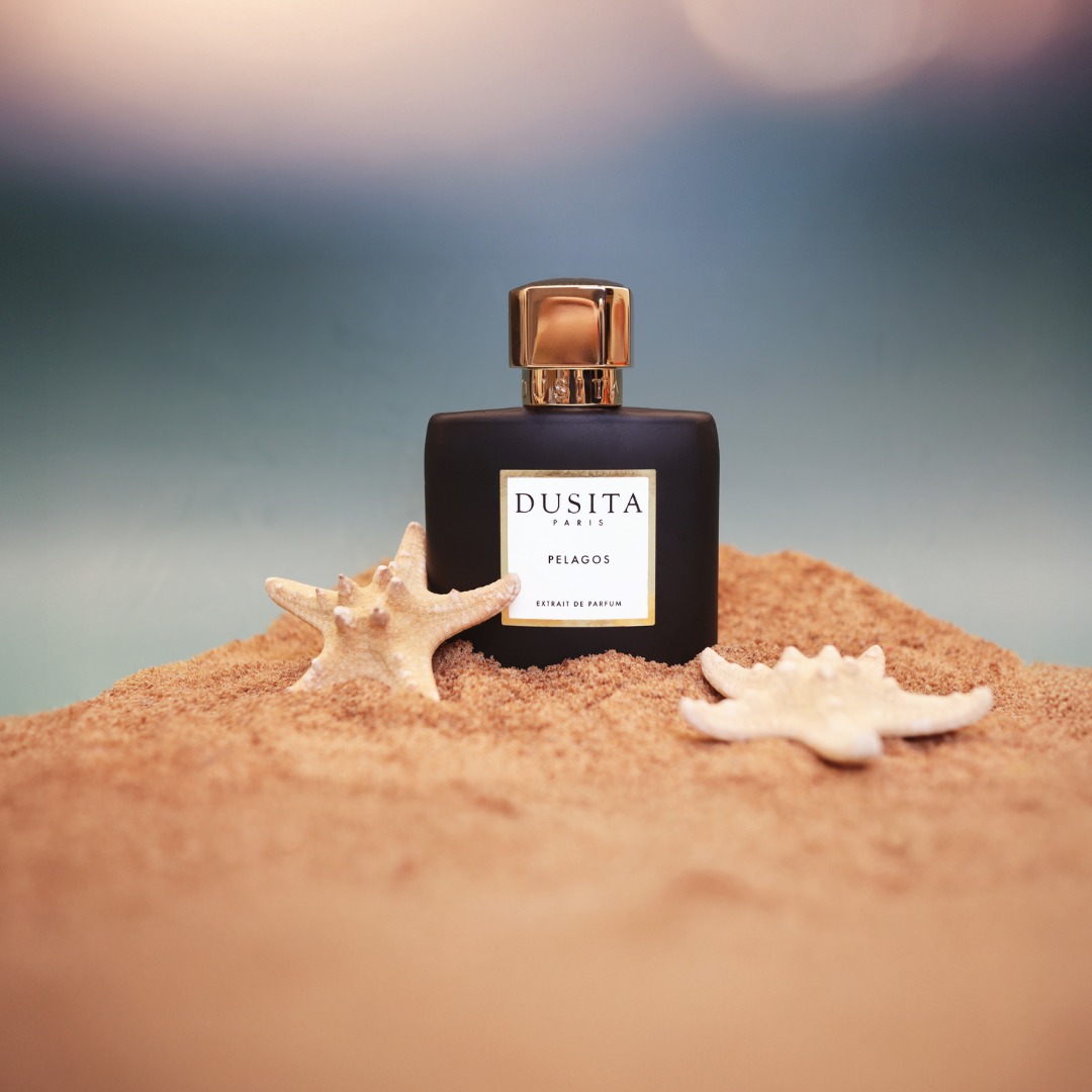 Un viaggio olfattivo che inizia allâalba, tra onde salmastre e brezze mediterranee, e si perde nellâorizzonte del mare aperto.
đđđ„đđ đšđŹ đđą đđđ«đđźđŠđŹ đđźđŹđąđđ Ăš una fragranza che celebra la forza e la quiete dellâacqua, la vastitĂ che libera, lâenergia che rigenera.
Note fresche e luminose si intrecciano con legni nobili, resine marine e un cuore profondo e minerale.
Ă lâanima del mare racchiusa in un flacone: pura, misteriosa, elegante.
đ·đđđđđđ. đ·đđ đđđ đđđ đđđđ
đđđđ. đŹ đđđđđđđđđđ.
đđđđđ đđđđđđ đđđđđ - đđȘđŽđ”đłđȘđŁđ¶đ”đ°đł đąđŻđ„ đđ„đ·đȘđŽđ°đł
đđȘđ€đ©đŠ đđąđłđ§đ¶đź - đđŹđȘđŻ đ€đąđłđŠ - đđ°đźđŠ đ§đłđąđšđłđąđŻđ€đŠđŽ - đđłđąđŻđ„ đđčđ±đŠđłđȘđŠđŻđ€đŠ - đđ¶đŽđ”đ°đźđȘđŽđŠđ„ đ±đłđ°đ„đ¶đ€đ”đŽ
.
.
.
#nicheperfume #perfume #fragrance #parfum #perfumecollection #nichefragrance
#Pelagos #ParfumsDusita #FragranceOfTheSea #MareOlfattivo #ProfumeriaArtistica #HauteParfumerie #NichePerfume #LuxuryFragrance #PoetryInPerfume