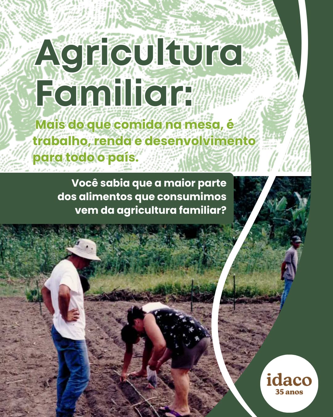 🌱 Agricultura Familiar: alimento que nutre, trabalho que transforma 🍅🥬
Você sabia que a agricultura familiar é responsável por mais de 70% dos alimentos que chegam à nossa mesa? De pequenas propriedades espalhadas pelo Brasil, saem frutas, verduras, legumes, grãos e muito mais, cultivados com dedicação e cuidado por milhares de famílias.
Além de garantir comida saudável e diversificada, a agricultura familiar gera empregos, fortalece a economia, valoriza tradições e promove a segurança alimentar. É também uma aliada da sustentabilidade, ao adotar práticas de cultivo que respeitam o meio ambiente e preservam os recursos naturais.
Ao escolher produtos da agricultura familiar, seja na feira, no mercado ou diretamente do produtor, você fortalece comunidades, incentiva a economia e ajuda a construir um futuro mais justo e equilibrado para todos.
🤝 Apoiar a agricultura familiar é investir em um presente mais saudável e em um amanhã com mais oportunidades.
#IDACO #idaco #agriculturafamiliar #trabalho #alimento #Idaco35anos
