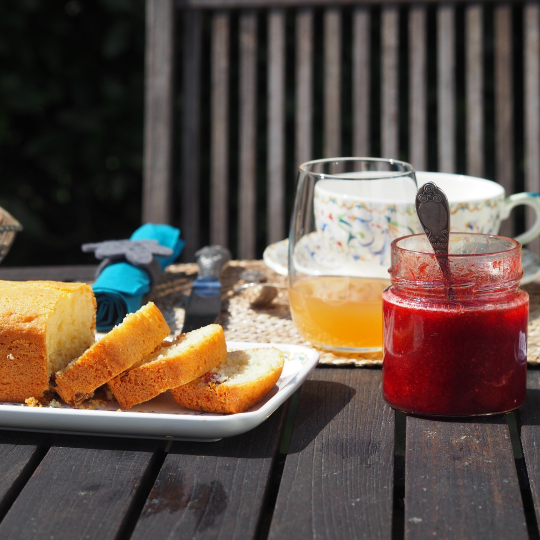 Alors voilà, c'est la rentrée...😬
Un peu de consolation ? Un bon gâteau qui vous rappelle les petits dej des chambres de Lenn 😋 ? Allez voir notre dernier article de blog 👉🏼 (lien en description)
Et... cadeau supplémentaire : vous connaissez l'été indien ? Il est à Damgan :)
Les chambres de Lenn sont ouvertes toute l'année, profitez-en pour une échappée belle en bord de mer, à petit prix et grand confort !
Pour en savoir plus, rendez-vous sur le site 👉🏼 www.leschambresdelenn.com
➡️ Réservation par mail 📩 : leschambresdelenn@gmail.com ou par téléphone 📞 : 06 84 83 28 26
#bretagne #damgan #morbihan #chambresdhotes #été #summer #backtoschool
