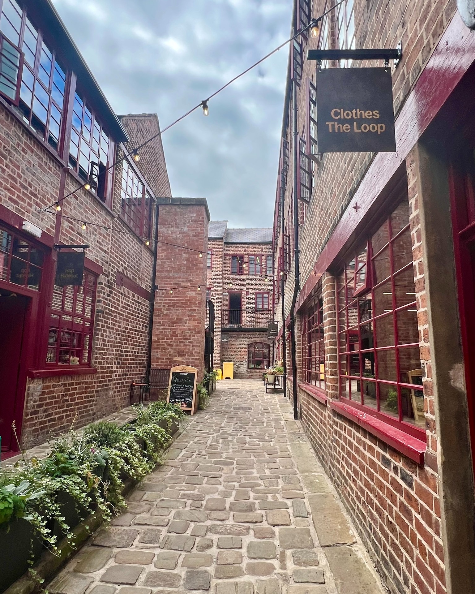 Happy first birthday to @leahsyard 🎂
Our work with @sheffieldcitycouncil on Heart of the City has led to many incredible new buildings, revitalising the city centre and creating a vibrant mixed-use destination.
But when it comes to bringing forgotten disused spaces back to life, Leah's Yard is a leading industry standard. We're incredibly proud of what we've achieved in bringing this Grade II Listed site back into everyday use, once again making it a hub of creativity and innovation, just as it was when it was first built in the 19th Century. Now we can celebrate many more birthdays and milestones.
#Sheffield #LeahsYard #HeartoftheCity