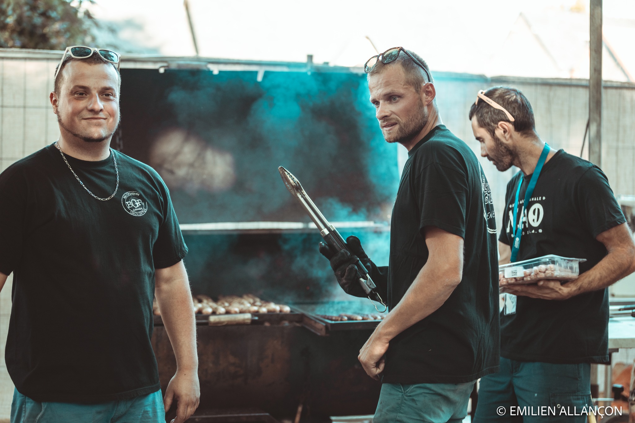 🙏 Le festival ne pourrait pas avoir lieu sans eux…
Un immense merci à tous les bénévoles, aux techniciens, secouristes,aux services techniques… 💙
C’est grâce à vous que le festival existe, ne l’oubliez jamais !
📅 Rendez-vous du 7 au 9 Aout 2026 !
Et si vous aussi souhaitez venir nous aider 👉 www.lesceltiquesdeguerande.bzh/devenez-bénévoles
