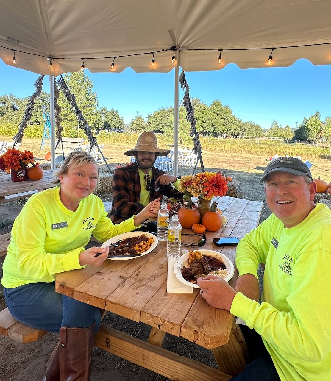 We are excited to host the 🧑🌾 September 🧑🌾 Julian Chamber Mixer!
All are invited to come enjoy the farm! We will have yard games, the petting zoo open, and hayrides.
- - - -
When:
- - - -
Thursday, September 4th, 5:30pm to dusk
- - - -
What to expect:
- - - -
We will have yard games, the petting zoo open, and hayrides.
- $5 admission per person
- Come mix and mingle, and build our community.
- Make and Build on Friendships, Learn Something New!
- Chamber members will receive 2 free raffle tickets
- Donate a raffle item to receive a free raffle ticket
*Please bring a raffle item donation to help showcase your
business and to support the event.
- The Chamber is proving a bar
- We will have finger foods
- - - -
Where:
- - - -
Julian Farm and Orchard, 4381 Julian Hwy, Julian, CA 92036