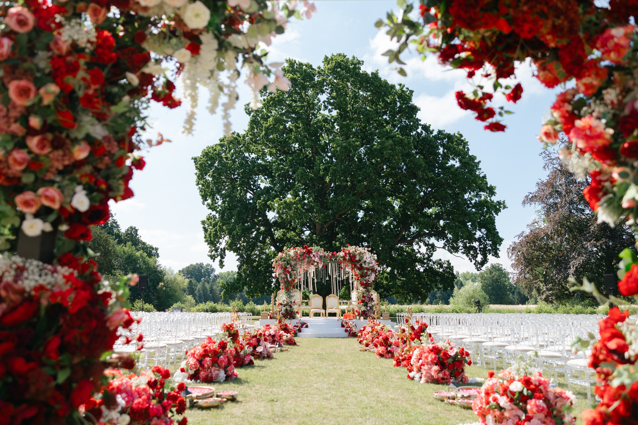Your dream wedding deserves a setting like no other. ✨
With breath-taking outdoor ceremony spaces, exclusive use of our historic manor, and a marquee for grand receptions, Ditton Manor makes every moment unforgettable.
.
📅 Book a tour and bring your vision to life.
Photo credit to @mykola_tsap
.
#dittonmanor #luxurywedding #berkshirewedding #exclusiveusevenue #ukweddings #dreamwedding