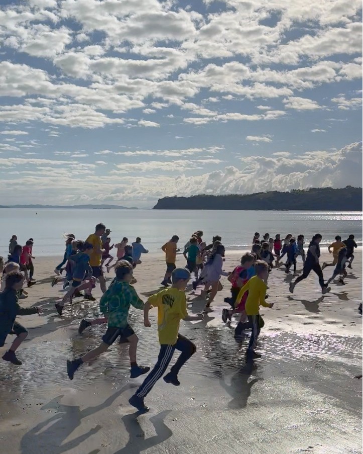 Being present is such an important aspect of the work we do. Sometimes it is just about showing up for our youth & children 🌀
Liam had an opportunity to do this last week supporting some students in the Whangaparāoa School cross country 🏃🏻