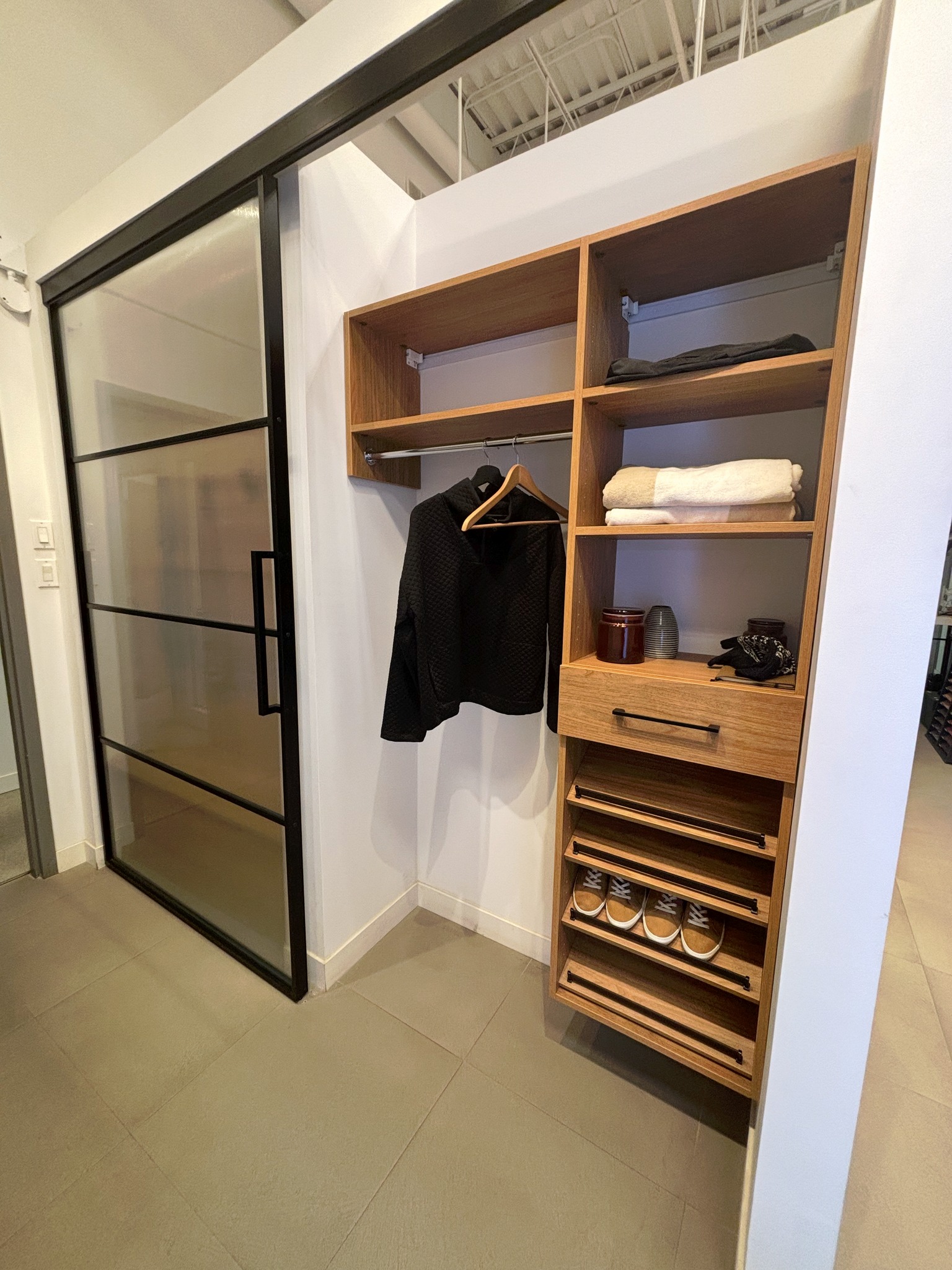 Exploring Smart Storage Solutions with Komandor Systems ✨
Our team recently visited Komandor Systems to discover the latest in custom closet innovations. From sleek walk-in wardrobes to space-saving sliding doors, their tailored solutions offer both function and style.
Highlights of custom closet systems:
✔ Maximize every inch of space with smart design
✔ Choose from a wide variety of finishes, materials, and layouts
✔ Add organization and elegance to any room
✔ Create a storage solution that’s as unique as your home
Custom closets are more than storage—they’re a lifestyle upgrade. 🏡
📩 Connect with us today to explore how we can bring a Komandor system into your next renovation project.
@maximekitchensbaths
@mkb_hardware
@komandorclosets
#homerenovation #homerenovation #homerenovations #customclosets #customclosets #customclosetdesign #customclosetdesign #customwalkincloset #cabinethardware #cabinethardware #interiordesign #interiordesigner #interiordesigns #interiordesigners
