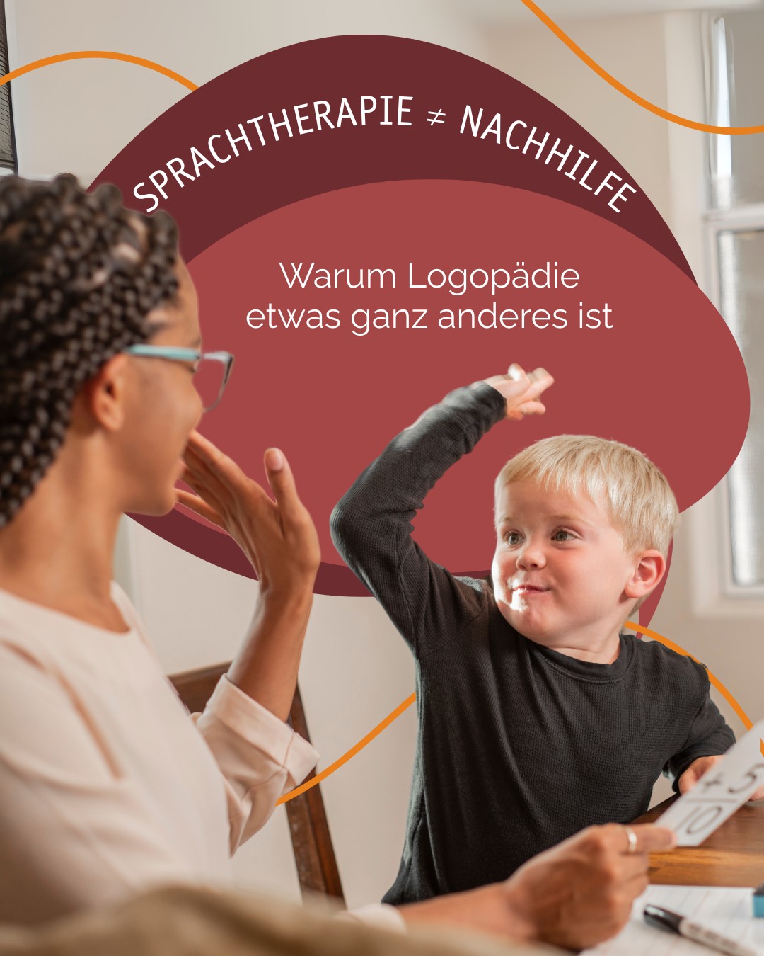 „Logopädie = Nachhilfe?“ – Dieser Gedanke kommt häufig auf, stimmt aber nicht.
Sprachtherapie hat ein anderes Ziel als klassische Nachhilfe:
🔸 Nachhilfe setzt dort an, wo es um Wissenslücken in Schulfächern geht – Rechnen, Schreiben, Grammatikregeln.
🔸 Sprachtherapie hingegen behandelt grundlegende Störungen in der Sprach- und Sprechentwicklung, die nicht durch „mehr Üben“ verschwinden.
Beispiele:
👉🏼 Ein Kind lispelt oder vertauscht Laute.
👉🏼 Wörter werden schwer gefunden oder nicht korrekt gebildet.
👉🏼 Es gibt Auffälligkeiten beim Sprachverständnis oder der Grammatik.
💡 Hier braucht es keine „Extra-Hausaufgaben“, sondern gezielte logopädische Übungen, die individuell auf das Kind abgestimmt sind. Diese werden spielerisch in der Therapie erarbeitet und können zu Hause wiederholt werden, um den Fortschritt zu festigen.
So entsteht eine Grundlage, auf der Sprache wachsen und Schule gelingen kann.
✨ Wichtig: Eltern dürfen wissen – Sprachtherapie entlastet, sie ist keine zusätzliche Belastung. Sie unterstützt, stärkt und fördert – ganz individuell.
#logopädiesalzkotten #sprachtherapie #logopädie #kindersprache #kommunikation #elternratgeber #sprachentwicklung #logopädiepraxis #logopädiepraxissalzkotten #sprechangst #sprachfreude #logopädie #unterstützung #kommunikation #logopädischeunterstützung #salzkotten