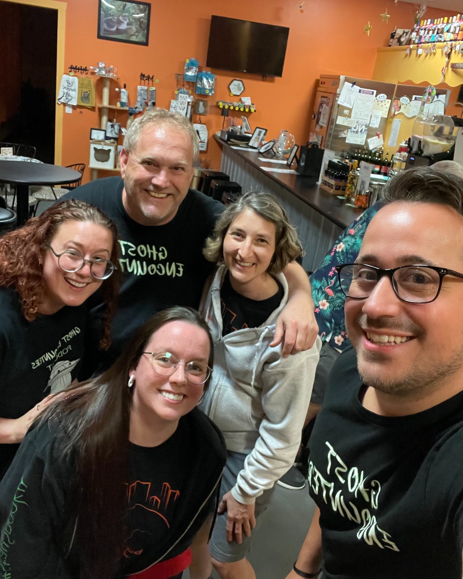 🍷👻 What a night at @sleepycaturbanwinery! Our group investigation was packed with spooky chills:
🐾 The infamous ghost cat meowed LOUDLY several times.
📻 The spirit box gave us direct answers.
⚡ Huge K2 spikes lit up the night.
👀 Jordan saw a shadow figure with her own eyes — and it was captured in a PHOTO.
🔩 And if that wasn’t enough… during the second investigation, a large bolt was THROWN at us!
Truly a night of unforgettable paranormal activity!
#GhostEncounters #StaySpooky #Paranormal #SleepyCat #Wine #LehighValley #ParanormalInvestigation #HauntedPlaces #HauntedLehighValley #AllentownPA