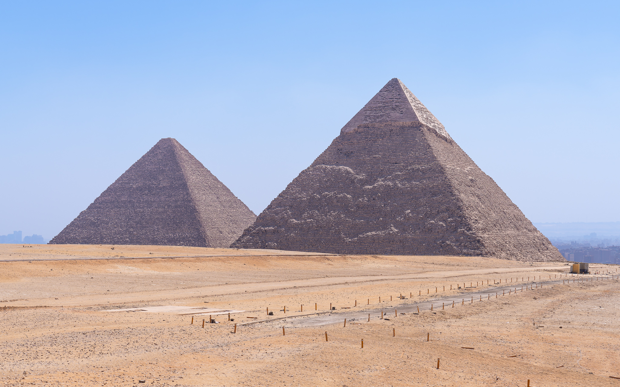 Standing before the Pyramids is like stepping into another world. Timeless, awe inspiring, and full of photographic possibilities. Next April, I’ll be leading a workshop here in Egypt to capture moments like this. Who’s ready to join me on this adventure? Link in comments for more info :)
Shot with Sony A7CR with 24-70 GMII #sonydiadvocate #EGYPTpyramid #greatpyramidofgiza