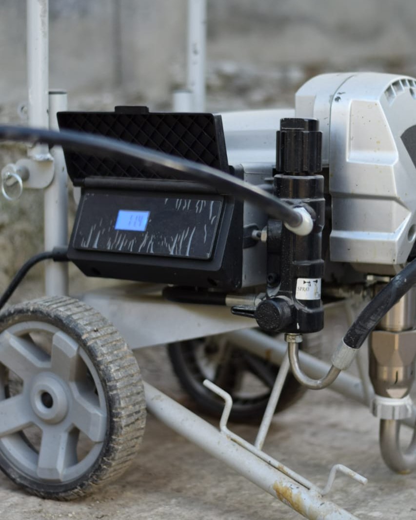 At heart, we’re all just kids… and sometimes we get to bring out the big toys! It’s not only brushes and rollers that get the job done – this machine sprays every coat on smooth and fast.