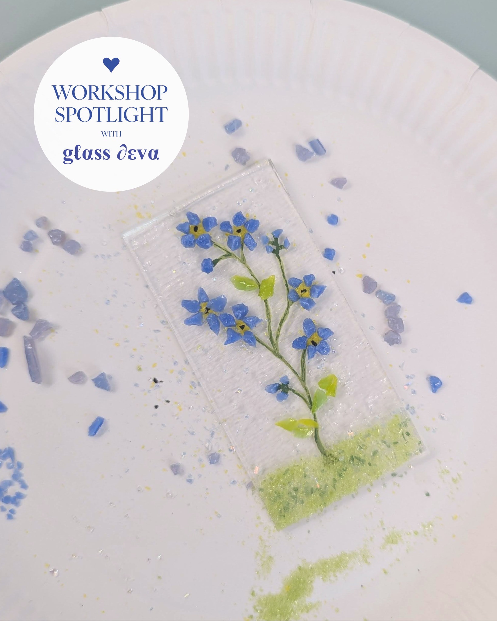 Workshop Spotlight: A lovely small panel featuring forget-me-nots, carefully made during one of our recent workshops. A simple but beautiful piece to take home and enjoy 💗
#familydaysout #familytime #fusedglassgifts #childrenspartyideas #fusedglassfun #fusedglassartwork #personalisedgifts #giftsformum #thingstodoincheshire #handmadeuk #giftsoforher #thingstodoinchester #HalfTermActivities #FusedGlassFun #FusedGlassWorkshop #ThingsToDoInChester
