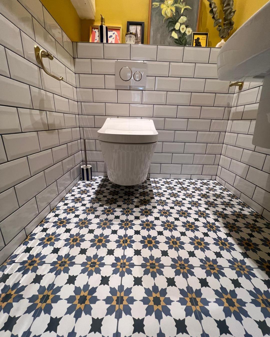 Check out this new floor fitting we completed on a recent project - It really adds impact to this small space! 🤩
We can help give your home a new lease of life by fitting new carpets, wooden, vinyl or any flooring of your choice.
Contact us today for a free quotation: www.malbet.co.uk
#flooring #floorfitting #edinburgh