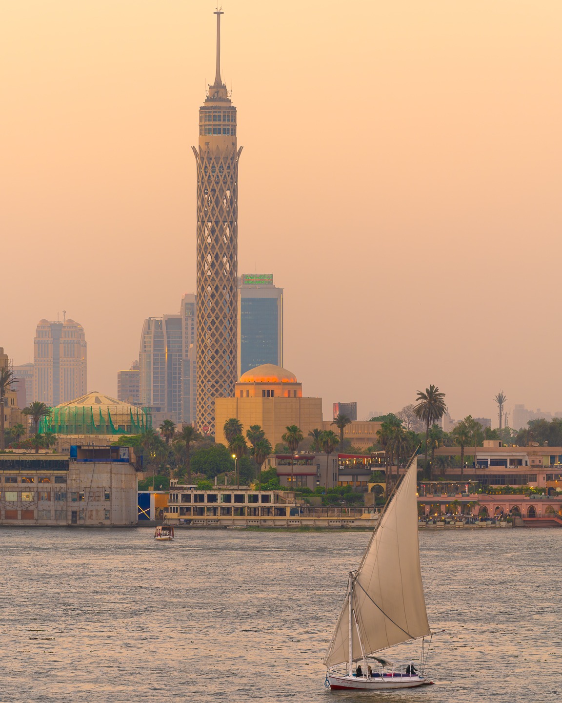 Golden sunsets over the Nile from Cairo Tower, this is Egypt at its most magical. In April, I’ll be guiding a small group of photographers through scenes like this, blending history, culture, and unforgettable light. Come along and shoot with us! Link in comments.
Shot with Sony A7CR with 100-400 GM #sonydiadvocate #egypttravel