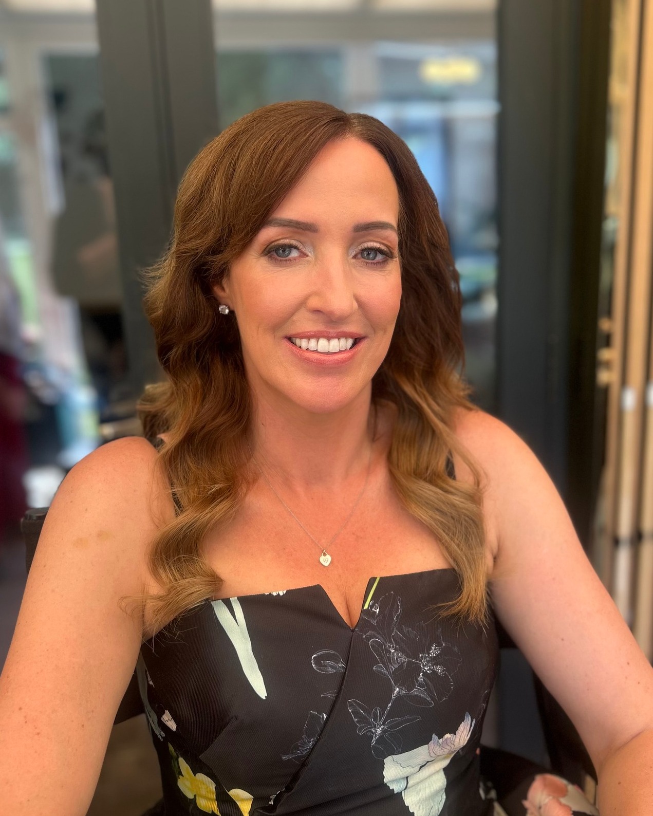 Special Occassion glams have also been in full swing this year! What a treat for you & your girls! My Special Occassion diary is open until the end of this year! You can enquire via my website or by emailing: hannahhellermua@gmail.com
Shoutout for this Hollywood wave- VERY rarely does it turn out this well without extensions!
.
.
.
#surreymua
#surreymakeupartist
#hampshiremakeupartist
#londonmua
#hampshiremua
#berkshiremakeupartist
#berkshiremua
#londonmakeupartist
#muasurrey
#hampshirebride