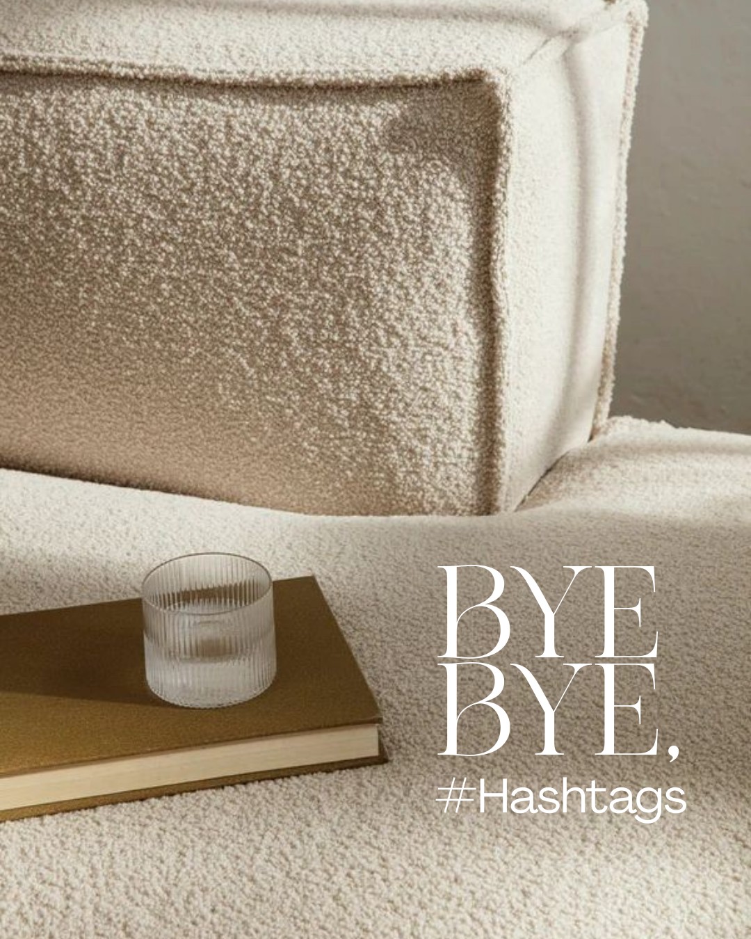 BYE BYE #Hashtags,
We wisten al een tijdje dat connectie en community building heel belangrijk is voor Instagram, maar dat wordt door dit nieuwtje alleen maar bevestigd...
Doordat Instagram over is gestapt op AI-gedreven content-analyse (spraak, beeld, tekst) zijn gedragssignalen zoals shares, saves, comments belangrijker geworden.
Hashtags zijn niet meer the way to go, maar wat dan wel?
Focus op:
Zoekwoorden in je captions & alt-tekst
Reels & video’s
Interactie: saves, shares & reacties
Consistent posten, herkenbare stijl & variatie in content
Behoefte aan meer inspiratie en een op maat gemaakte Instagram strategie? I'd love to help, so get in touch - info@nahana.nl 💻