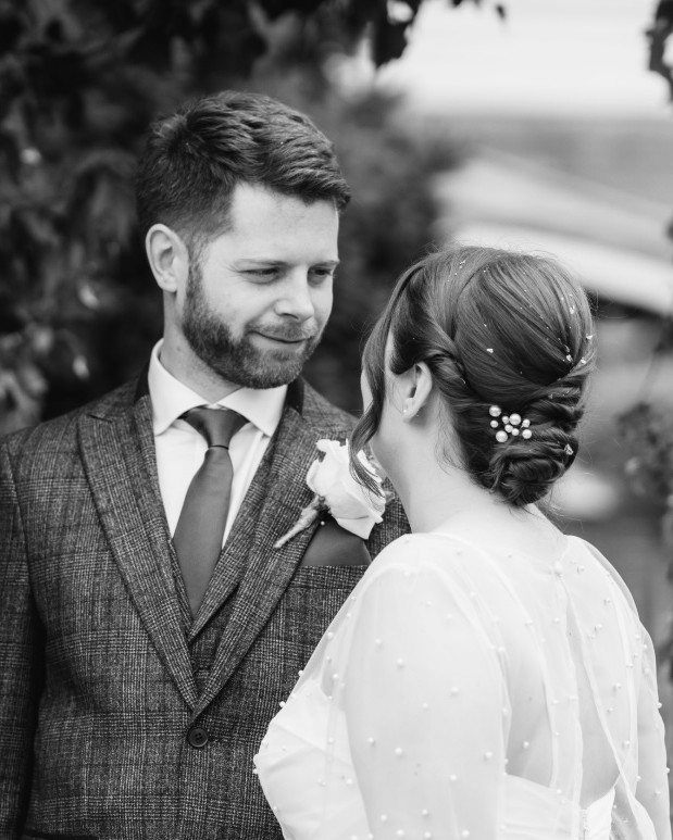 Find someone who looks at you the way Paul looks at Coline! Still so in love with her choice of Bridal bun last June.
Your Bridal hair service includes adding accessories that you have bought & veil fitting if needed. Who else is a pearl lover?!
.
.
.
#surreymua
#surreymakeupartist
#bridetobe2025
#bridalmakeup
#hampshiremakeupartist
#londonmua
#surreybride
#bridemakeup
#hampshiremua
#berkshiremakeupartist
#berkshiremua
#londonmakeupartist
#muasurrey
#bridetobe2026
#2025wedding
#hampshirebride
#2026wedding
#weddingsupplieruk
#berkshirebride
#freelancemua
#londonbrides
#londonbride
#bridalmakeupsurrey
#bridalmakeupartist
#bridetobe2027
#surreyhairandmakeupartist
#londonwedding
#oatlandsparkhotelweddings
#oatlandsparkhotelwedding
#oatlandsparkhotel