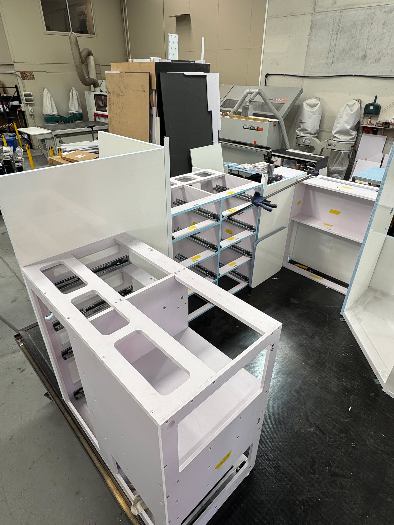🎉 Happy Friday, everyone!
We’re giving you a sneak peek inside the next custom Offroad Grit build. These shots are of the internal fitout stages, and we have to say… this one is truly next-level.
This van is one of the most custom we’ve ever done, packed with unique features that we can’t wait to reveal. From clever layouts to thoughtful touches, it’s shaping up to be something really special.
Can anyone guess where the bed is? 🤔
#OffroadGritRV #CustomVanBuild #SneakPeek #VanLife #FridayFeels