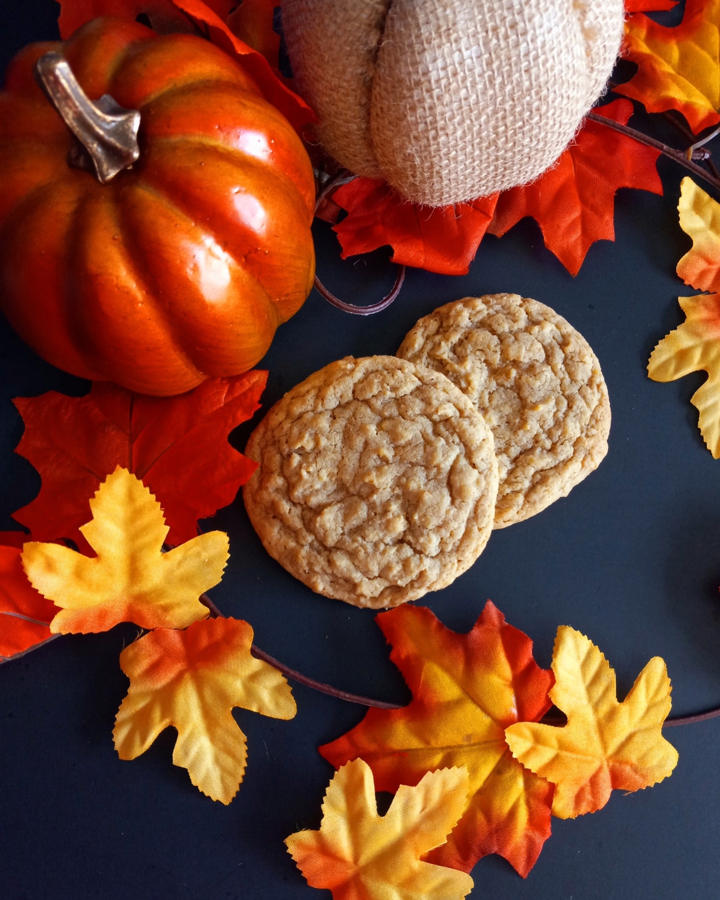 🍂 September is here, Columbus! That means one thing... fall flavors and festive fun! From cozy spices and pumpkin everything to community festivals around the city, Buckeye football weekends, and all the sweet moments in between. This month is full of reasons to celebrate (and indulge 😉).
#collegefootball #footballseason #cupcakedecorating #614columbus #fallfun🍁 #fallvibes #serenessweetspot #614desserts #experiencecolumbus