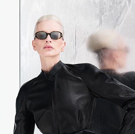 The debut collection by Haider Ackermann
#TOMFORDEYEWEAR
Pic via tomford
.
.
.
#tomfordocchialidasole #madeinitaly #otticabardellimilano #occhialidasole #occhialidasoleuomo #tomfordocchiali #occhialidadonna #otticomilano #occhialiuomo #tomford #otticamilano #occhialidonna #luxuryglasses #tomfordsunglasses #tomfordocchialidauomo #tomfordeyewear #occhialidasole😎 #occhialimoda #occhialisole #zeissvisionstore #occhialimilano #zeissvisioncenter #tomfordocchialidavista #otticabardelli