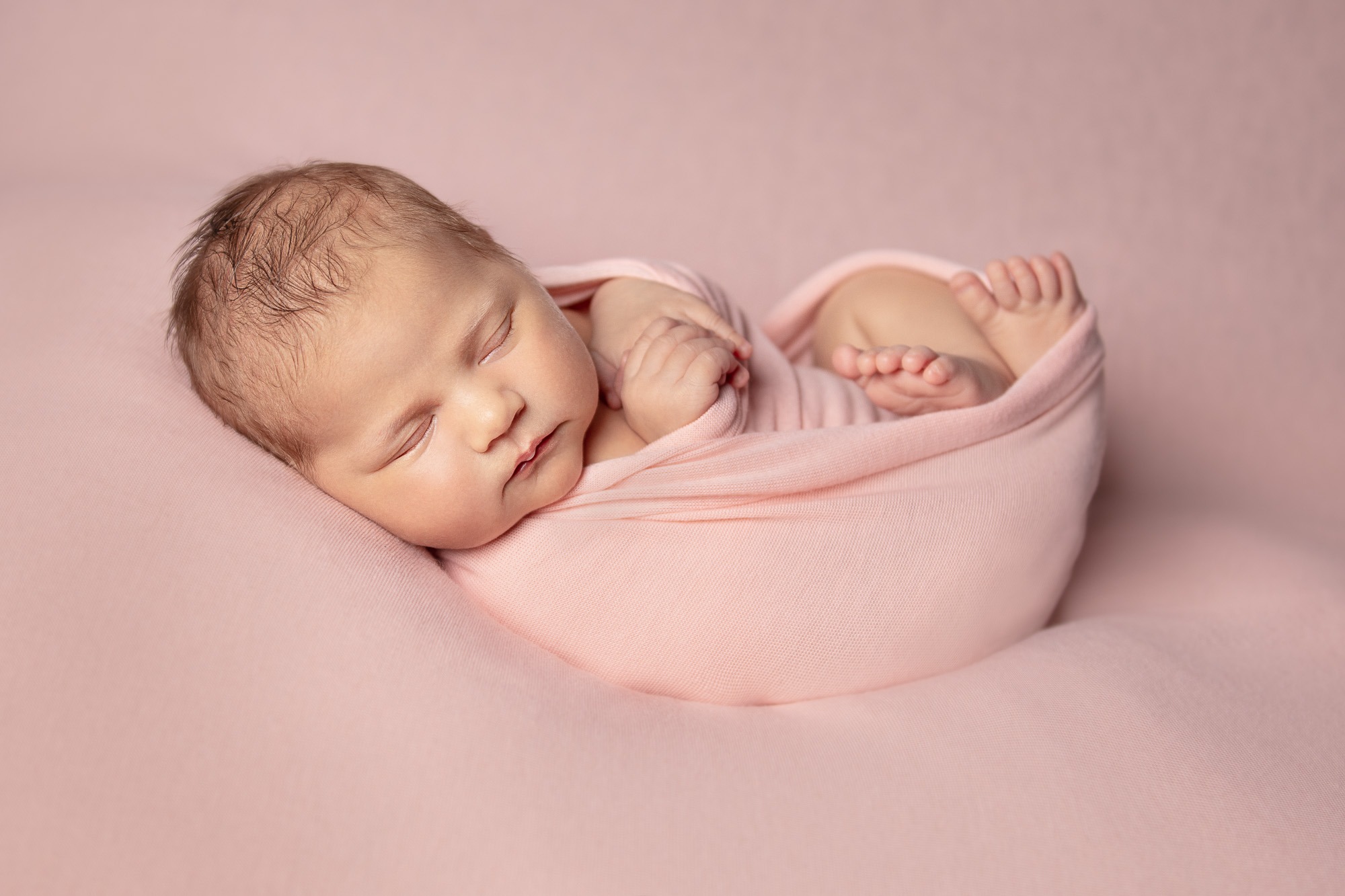 NEWBORN SESSION🤍
Desideriamo creare per te ritratti di una bellezza senza tempo, che amerai custodire e ammirare per tutta la vita🤍
.
Sei in dolce attesa e desideri maggiori informazioni per la realizzazione della tua sessione neonato? Contattaci su info@melaniamaffucciphotographer.com!
.
www.melaniamaffucciphotographer.com
.
.
.
#melaniamaffucciphotographer #fotografonewborn #fotografianewborn #fotoneonati #fotoneonatibologna #fotografoneonatibologna #fotografoneonatimodena #fotografoneonati #fotografomodena #fotografobologna #fotografocerignola #fotografobambini #fotografofamiglia #fotografogravidanza #fotografomaternità #serviziofotograficoneonati #serviziofotograficoneonato #serviziofotograficonewborn #servizifotograficineonati #servizifotograficibambini #serviziofotograficofamiglia #sessionefotograficaneonato #newborngift #newbornsession #newbornphoto #newbornphotoshoot #newbornphotography #newbornphotographer #momtobe #familymemories