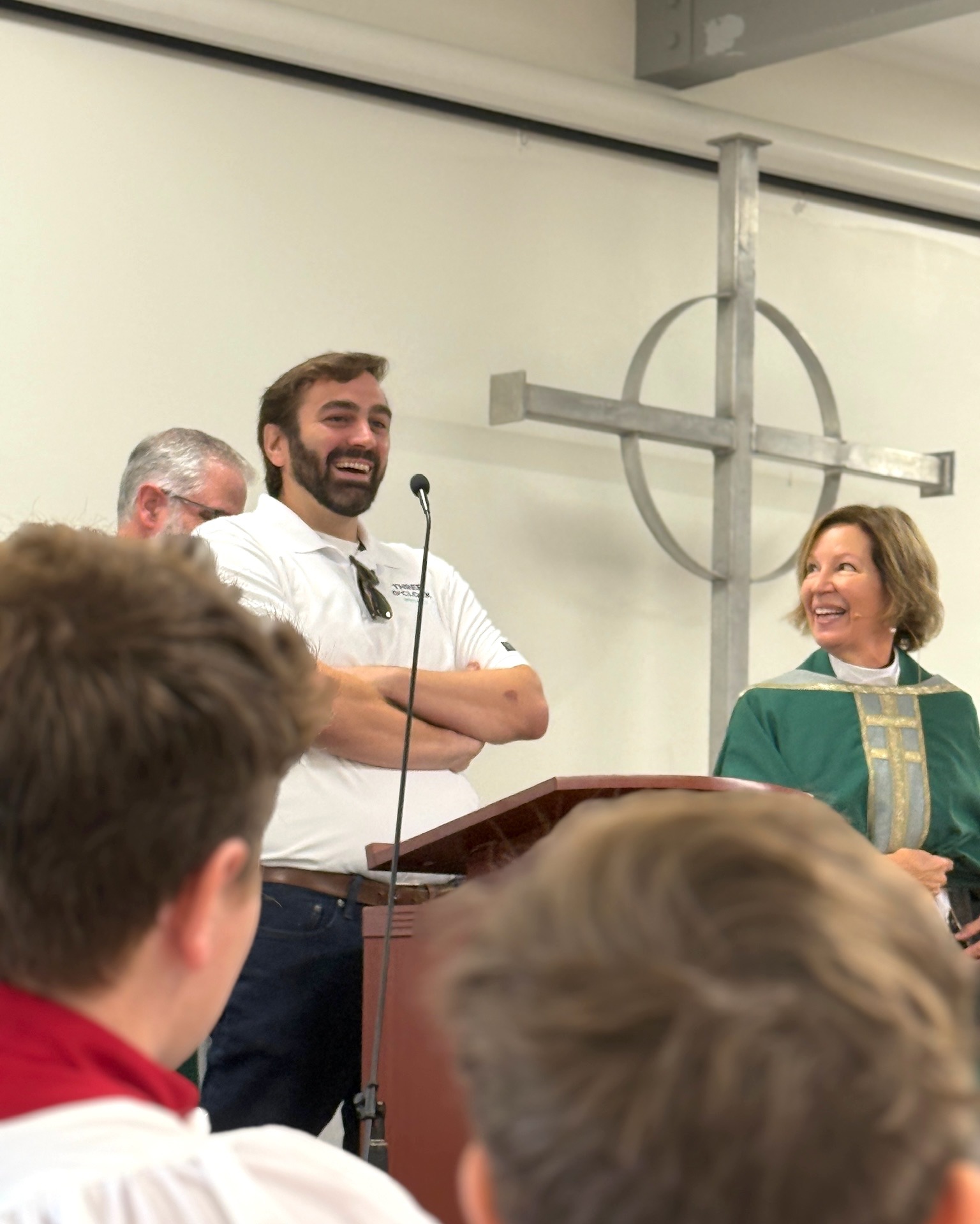 We’re so grateful for our partnership with St. Luke’s Episcopal Church & School as we work together to fight food insecurity in Baton Rouge. With support from the @burrowfoundation, our Rescue Kitchen at St. Luke’s is transforming surplus food into nourishing meals for families in need.
This September, St. Luke’s students will join the mission by bringing dried pasta and beans to Chapel. These gifts will fill the food wagon and directly support local families, showing that even the smallest actions can make a big impact.
Thank you, @stlukeschurchbr, for opening your kitchen, your community, and your hearts to this effort. Together, we’re teaching the next generation the power of empathy, service, and caring for others.
#RescueFoodBR #WasteLessFeedMore #CommunityPartners