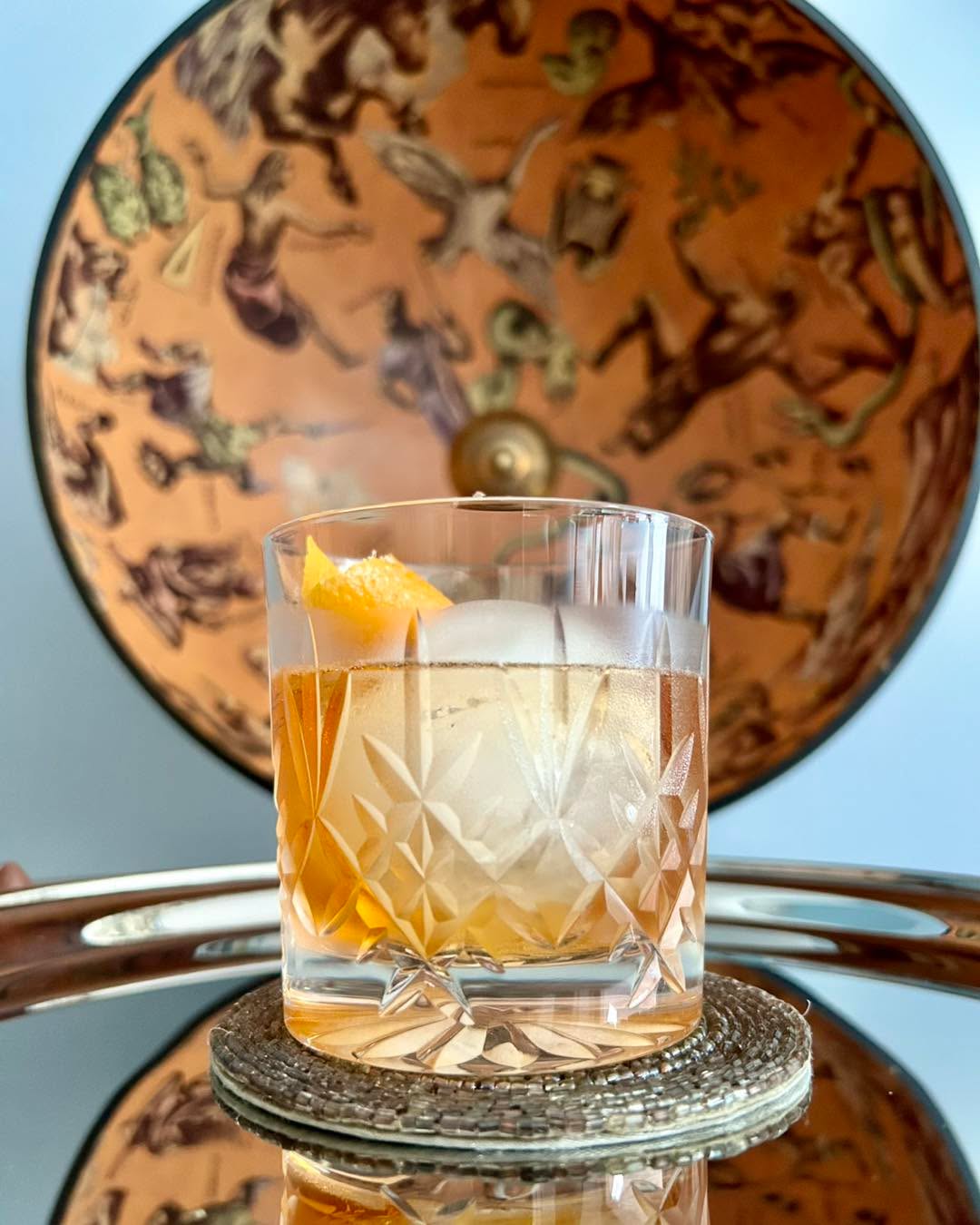Meet the Old Fashioned 🥃
A timeless sip of sophistication for when the nights draw in.
• Start with 2