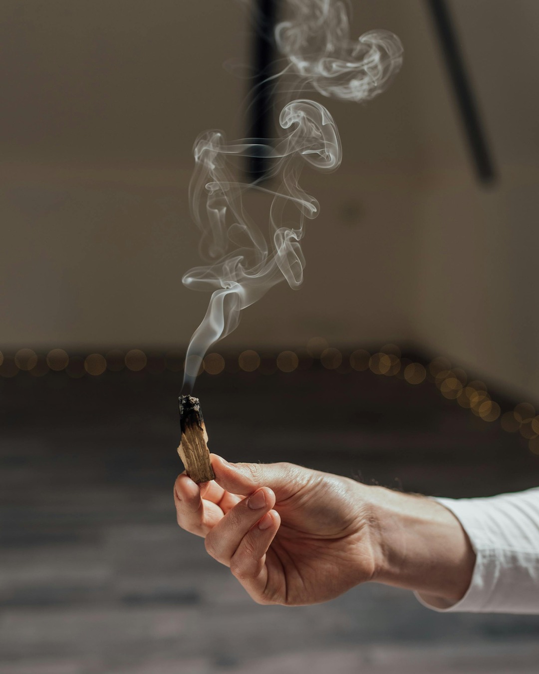 Setting the tone for how your body and mind enter the moment.
#HolisticWellness #GroundingPractices #RFVBodywork #SomaticCare #HealingTherapies #MindBodyBalance #ColoradoWellness